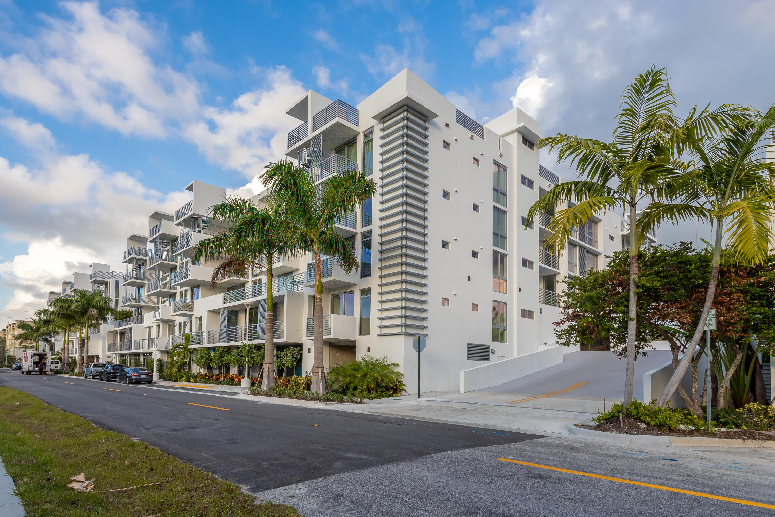 111 SE 1st Avenue 310