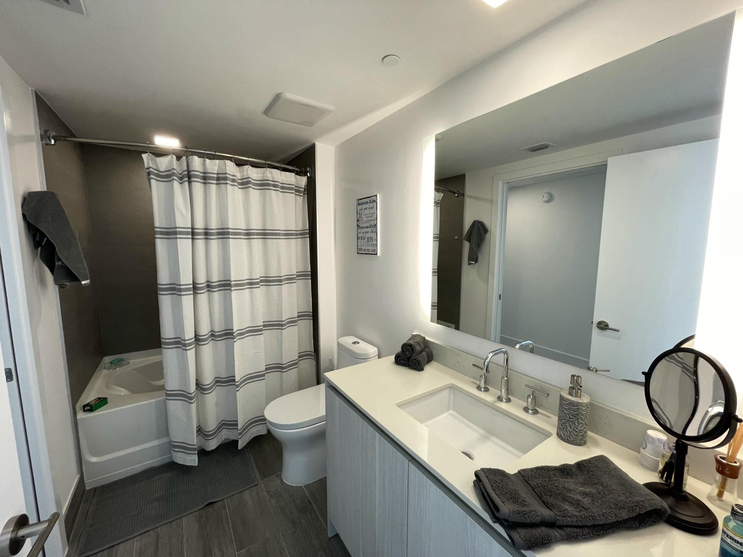 111 SE 1st Avenue 310