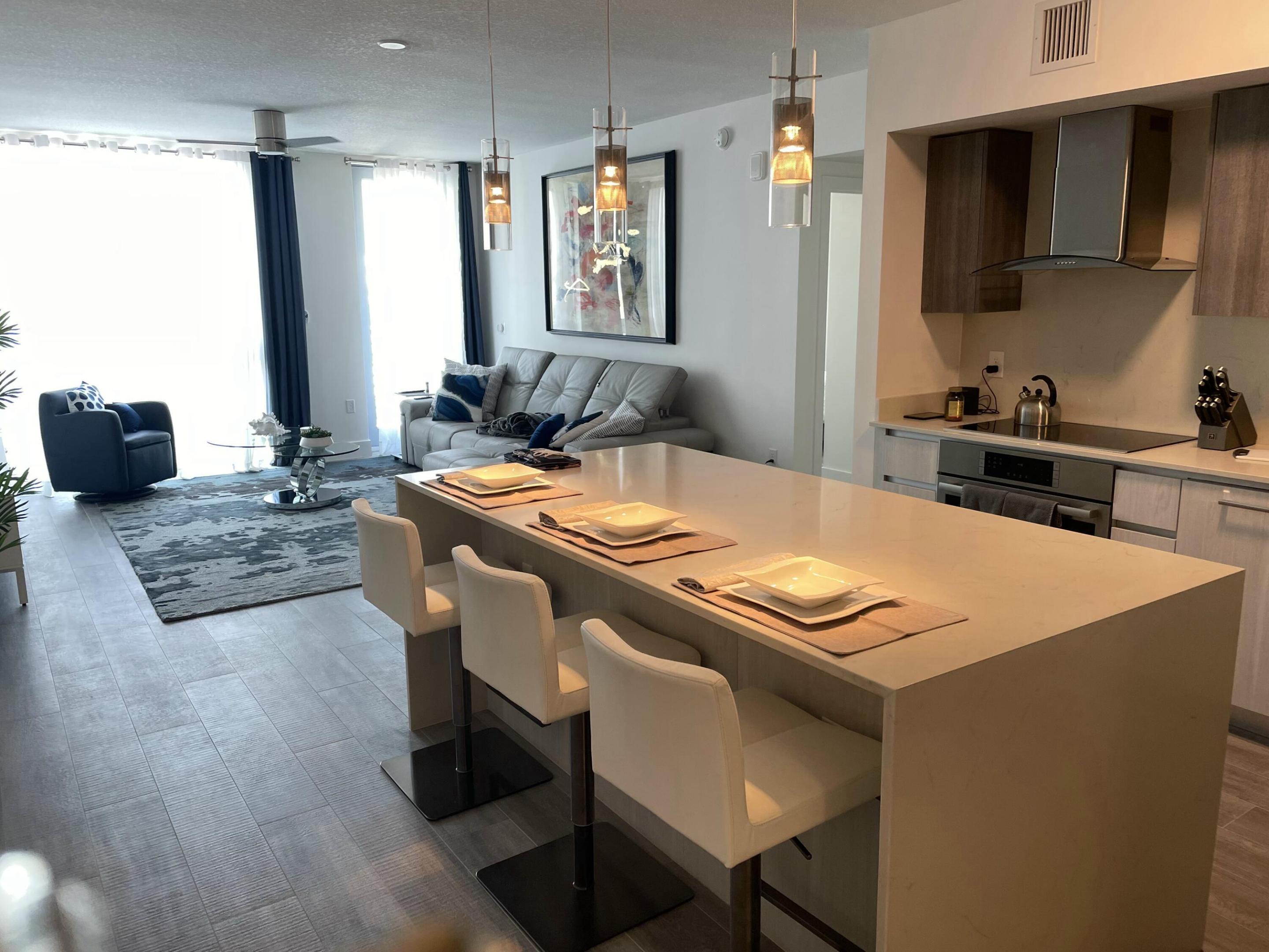 111 SE 1st Avenue 310