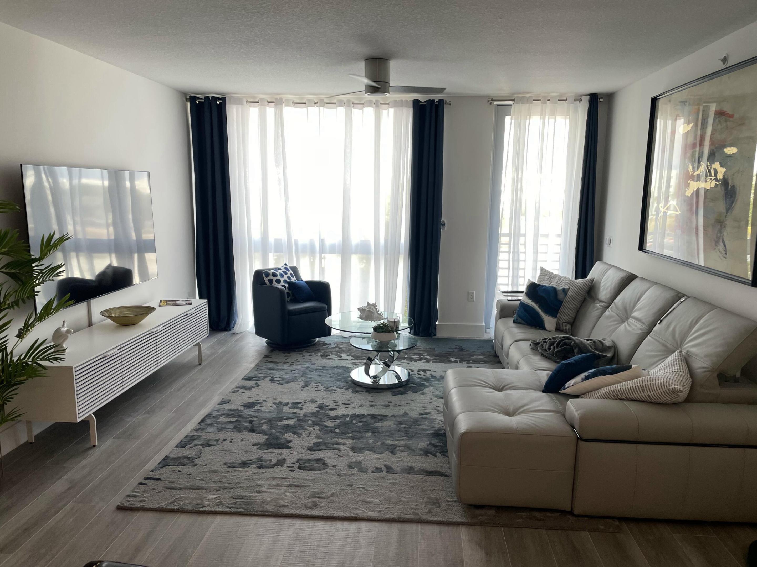 111 SE 1st Avenue 310