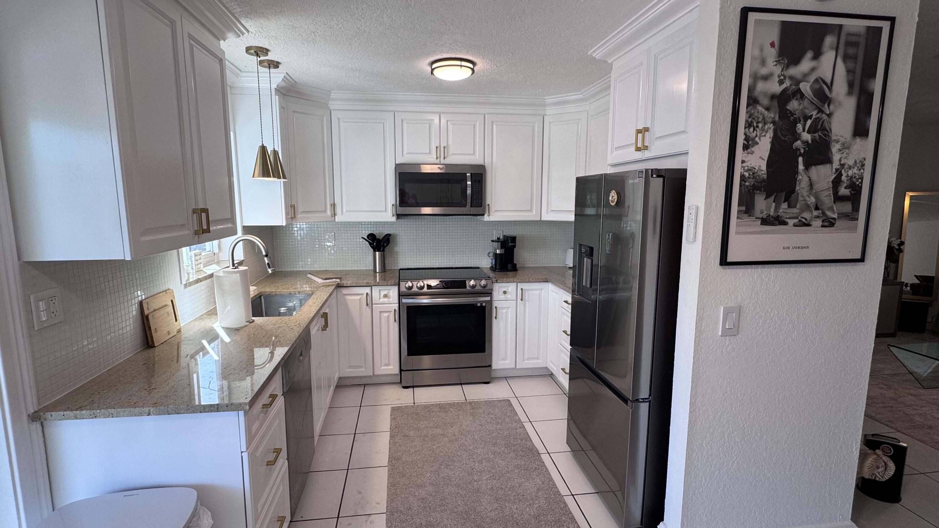 13 SW 13th Street