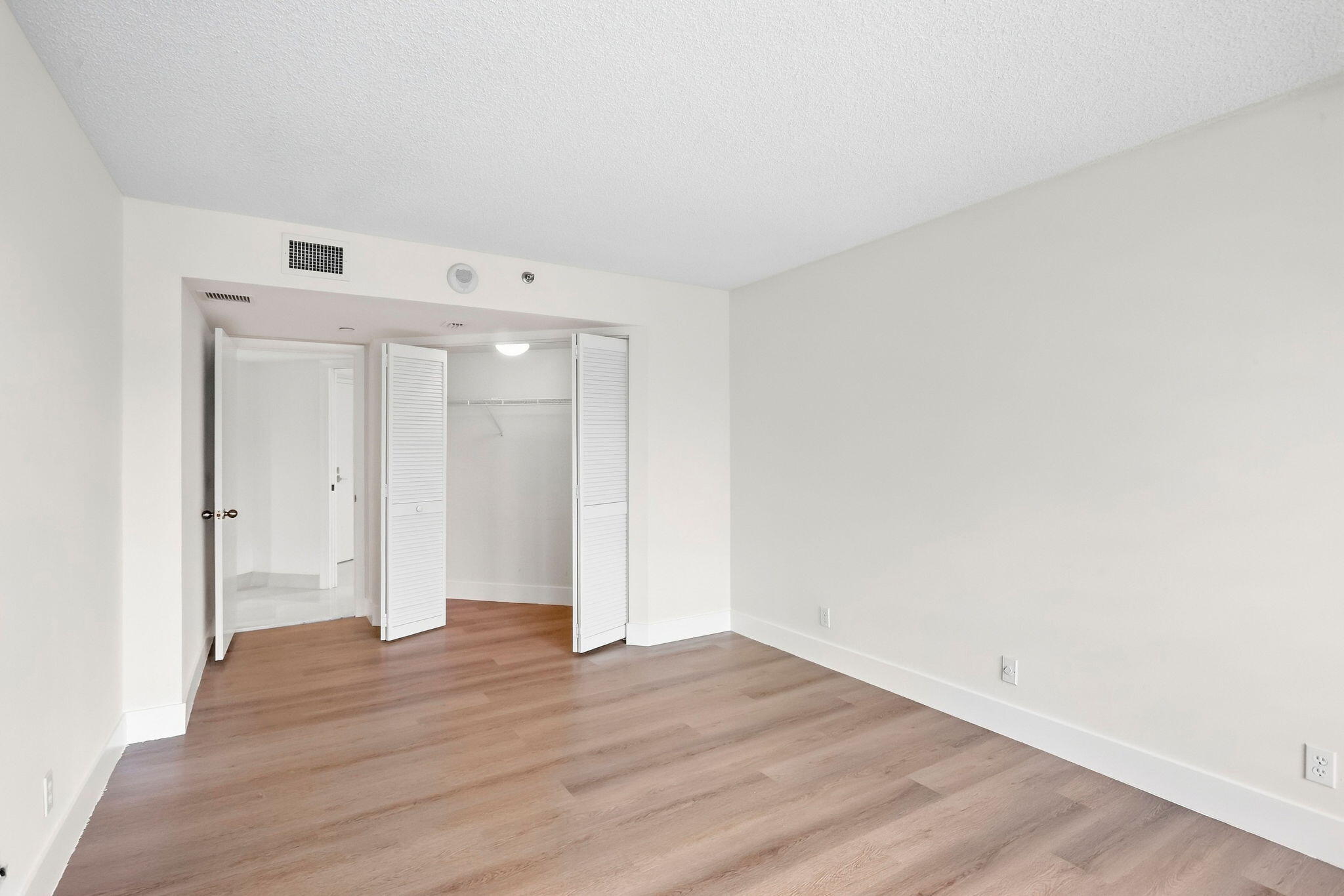 4101 N Ocean Boulevard 109