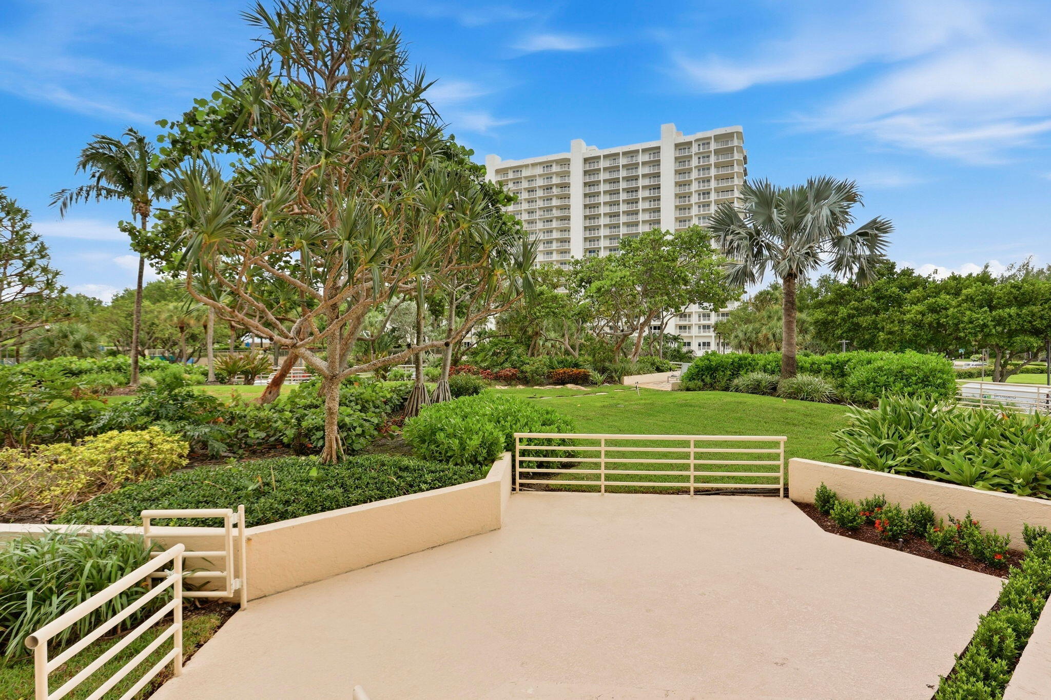 4101 N Ocean Boulevard 109