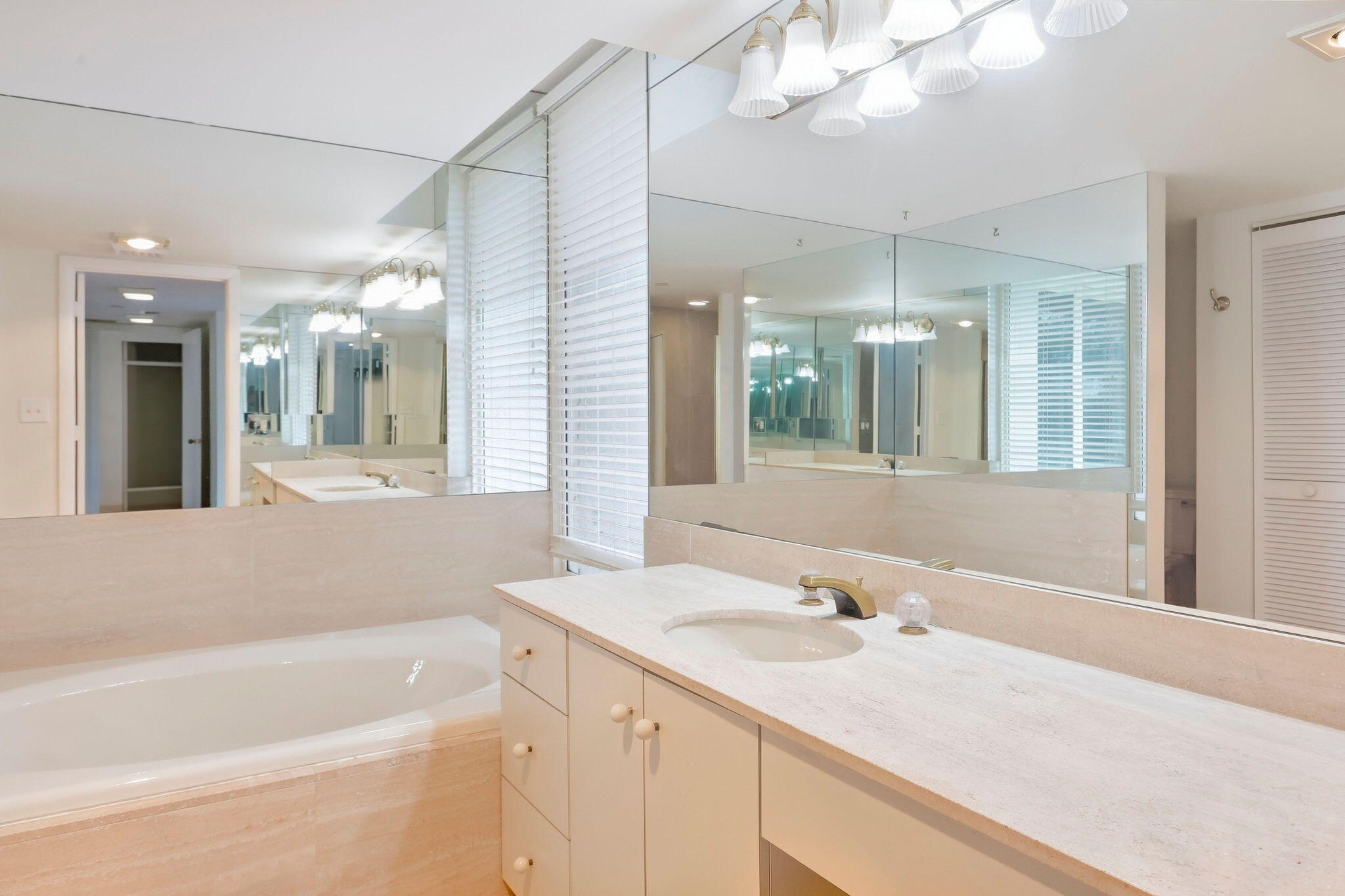 4101 N Ocean Boulevard 109