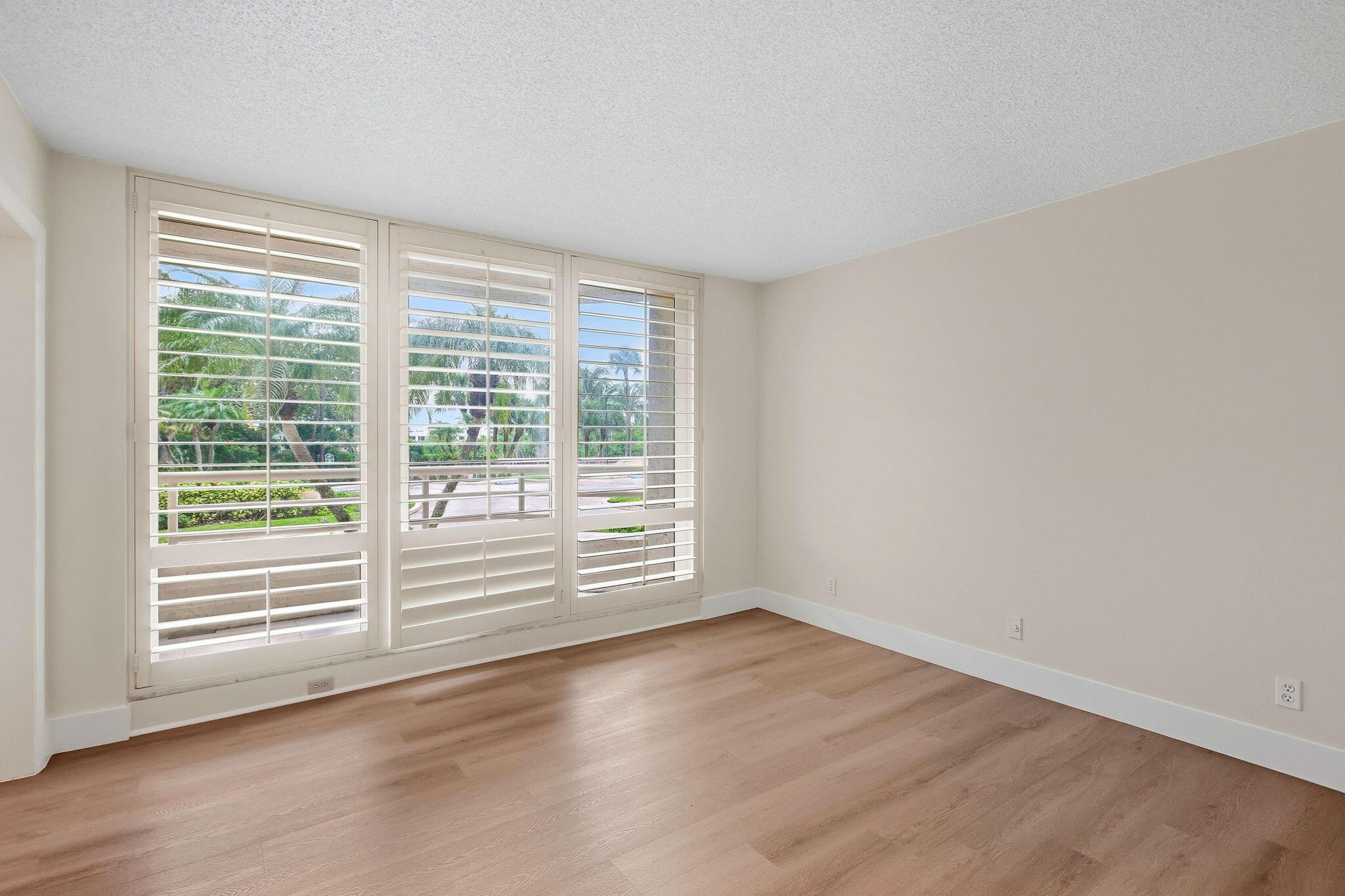 4101 N Ocean Boulevard 109