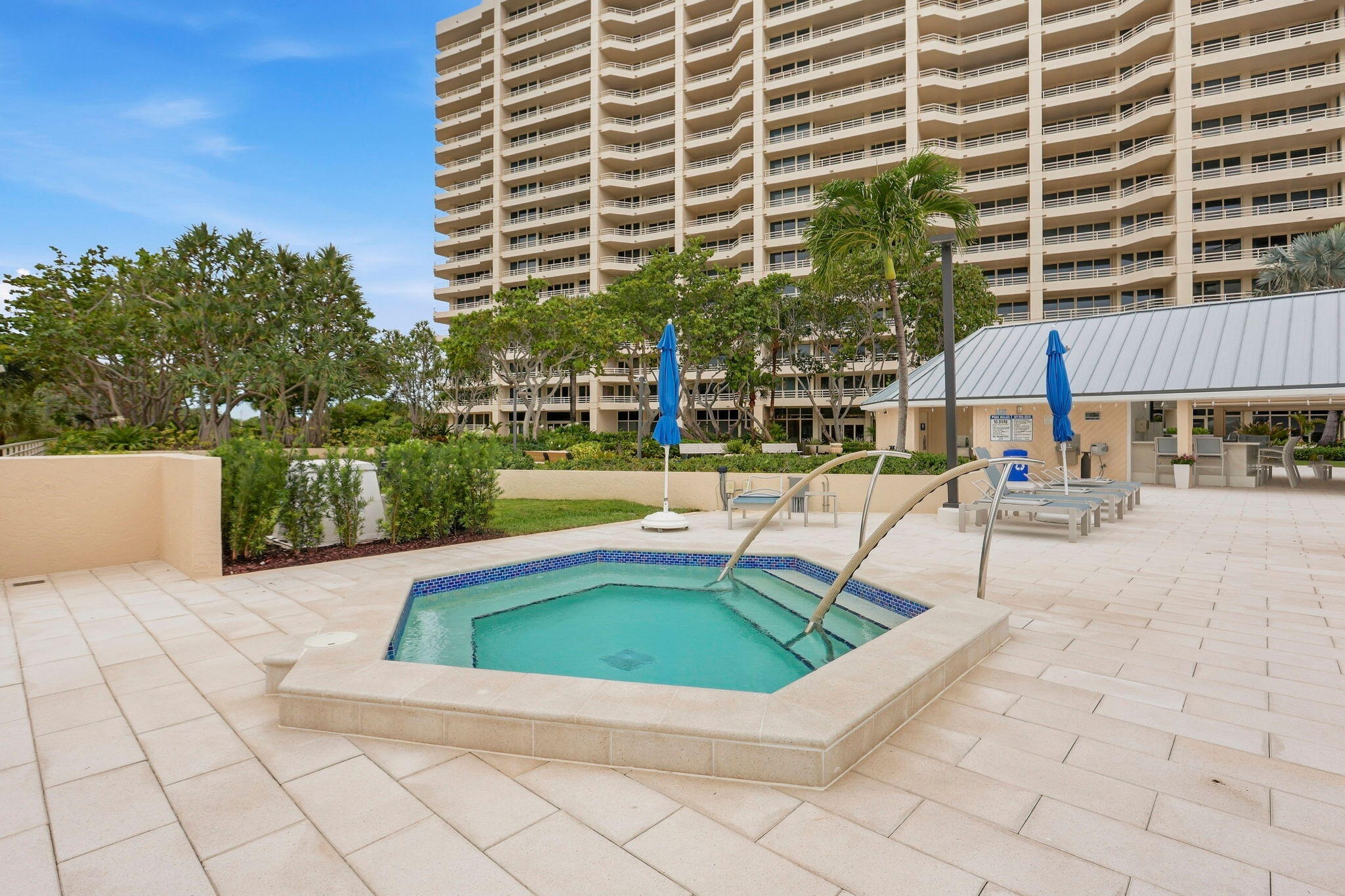4101 N Ocean Boulevard 109