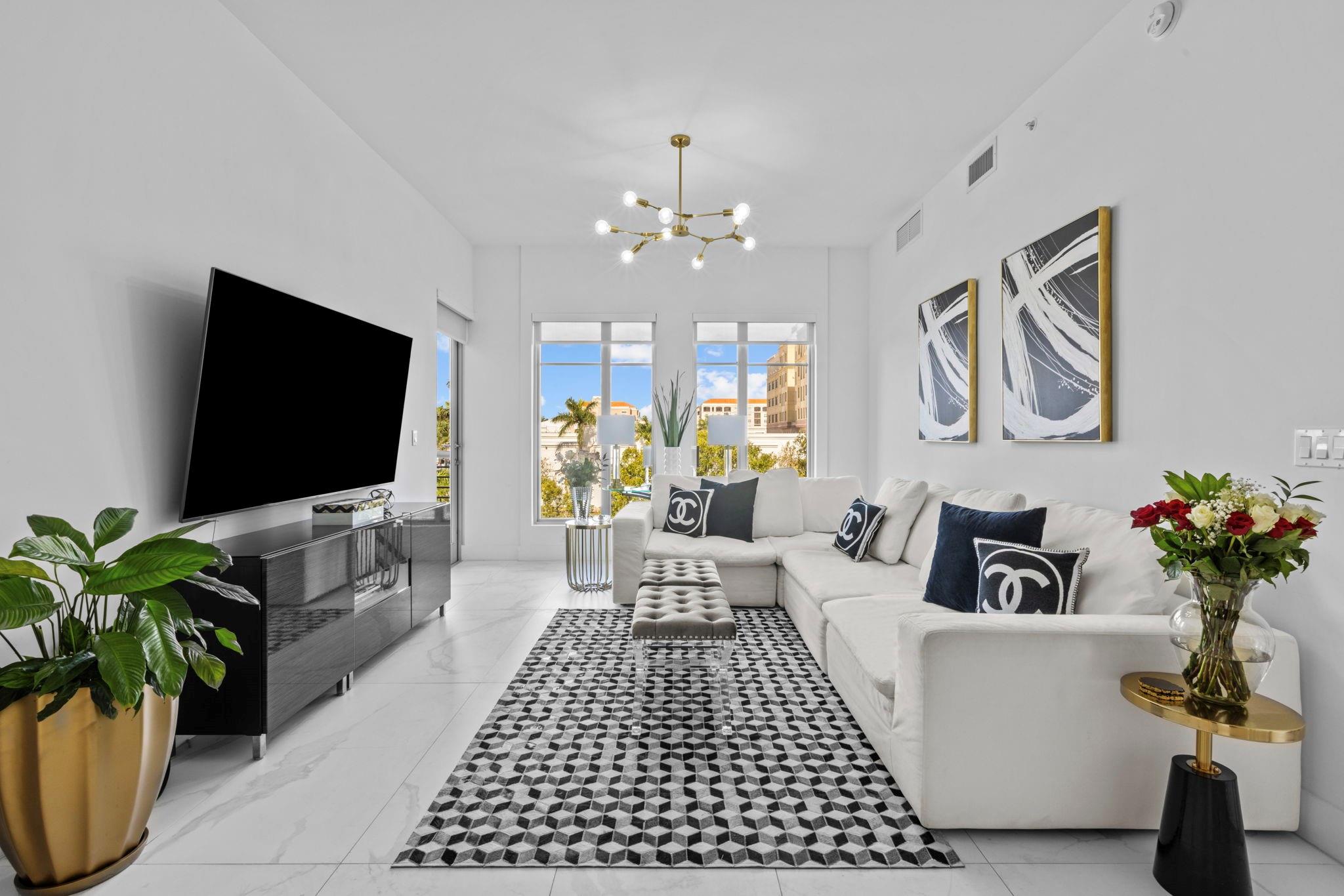 155 E Rd 417