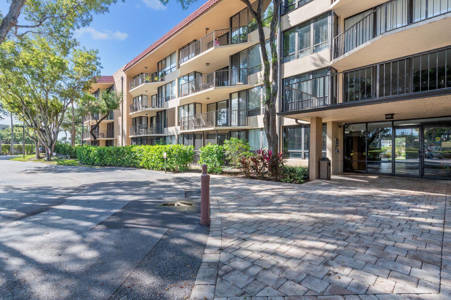 799 Jeffery Street 306