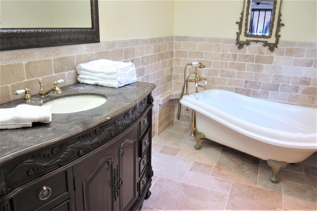 1250 SW 4th Street