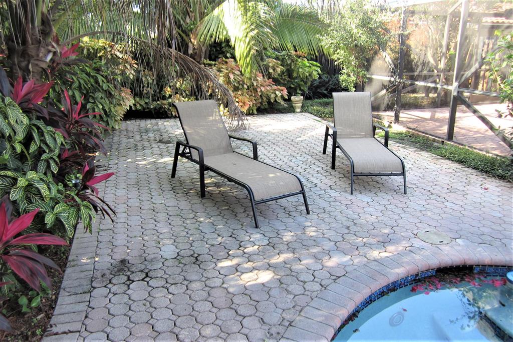 1250 SW 4th Street