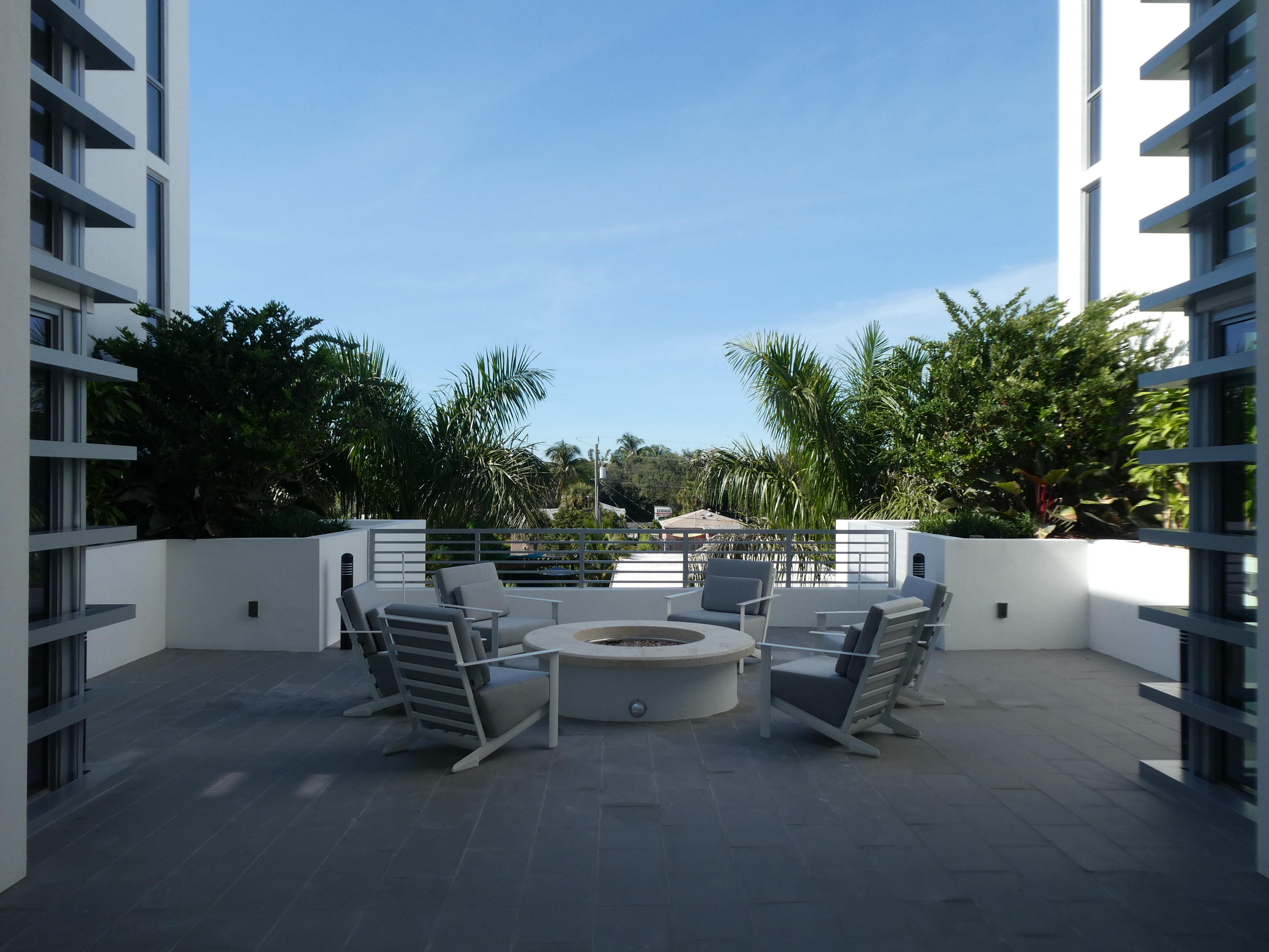 111 SE 1st Avenue 313