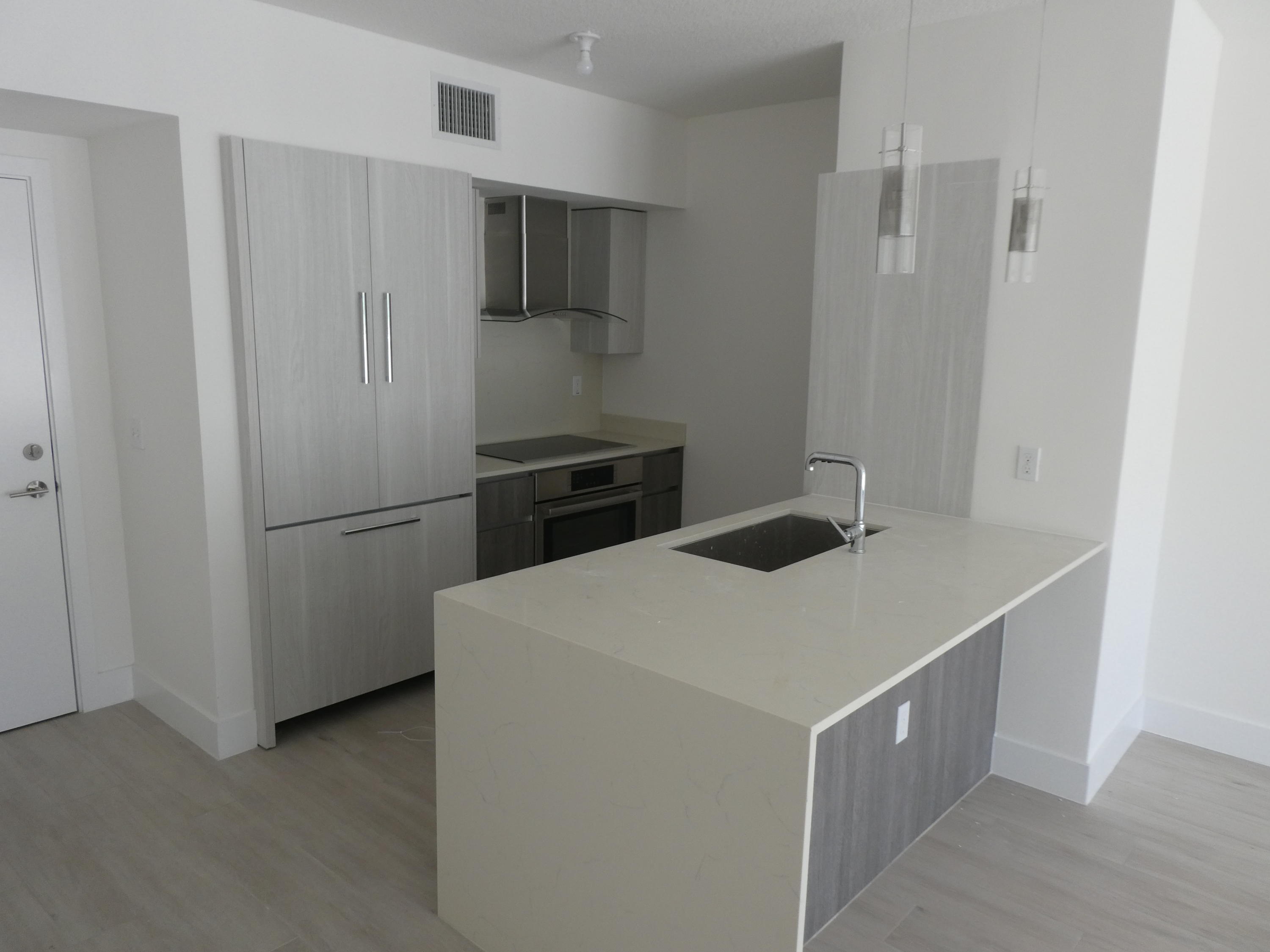 111 SE 1st Avenue 313