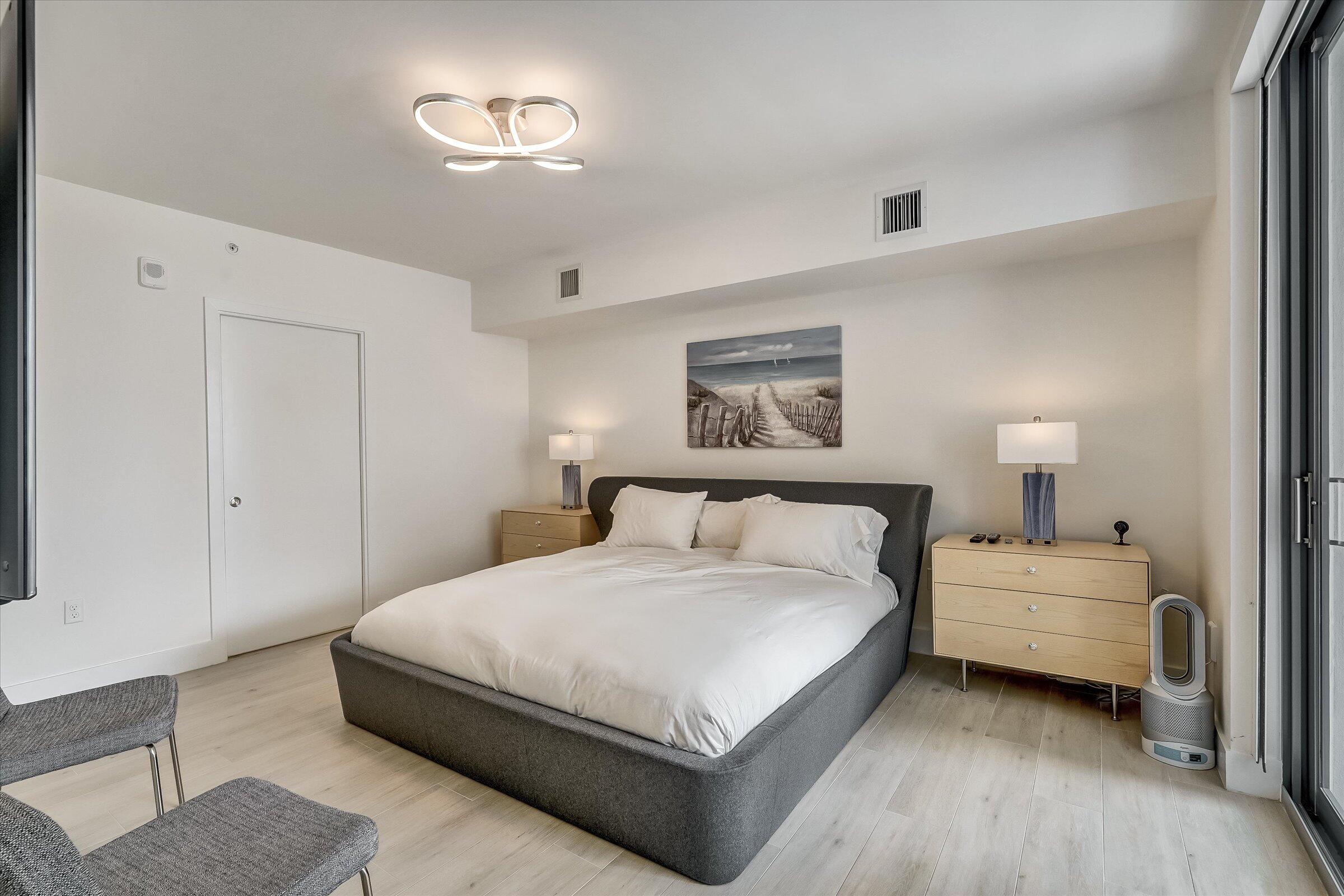 111 SE 1st Avenue 315