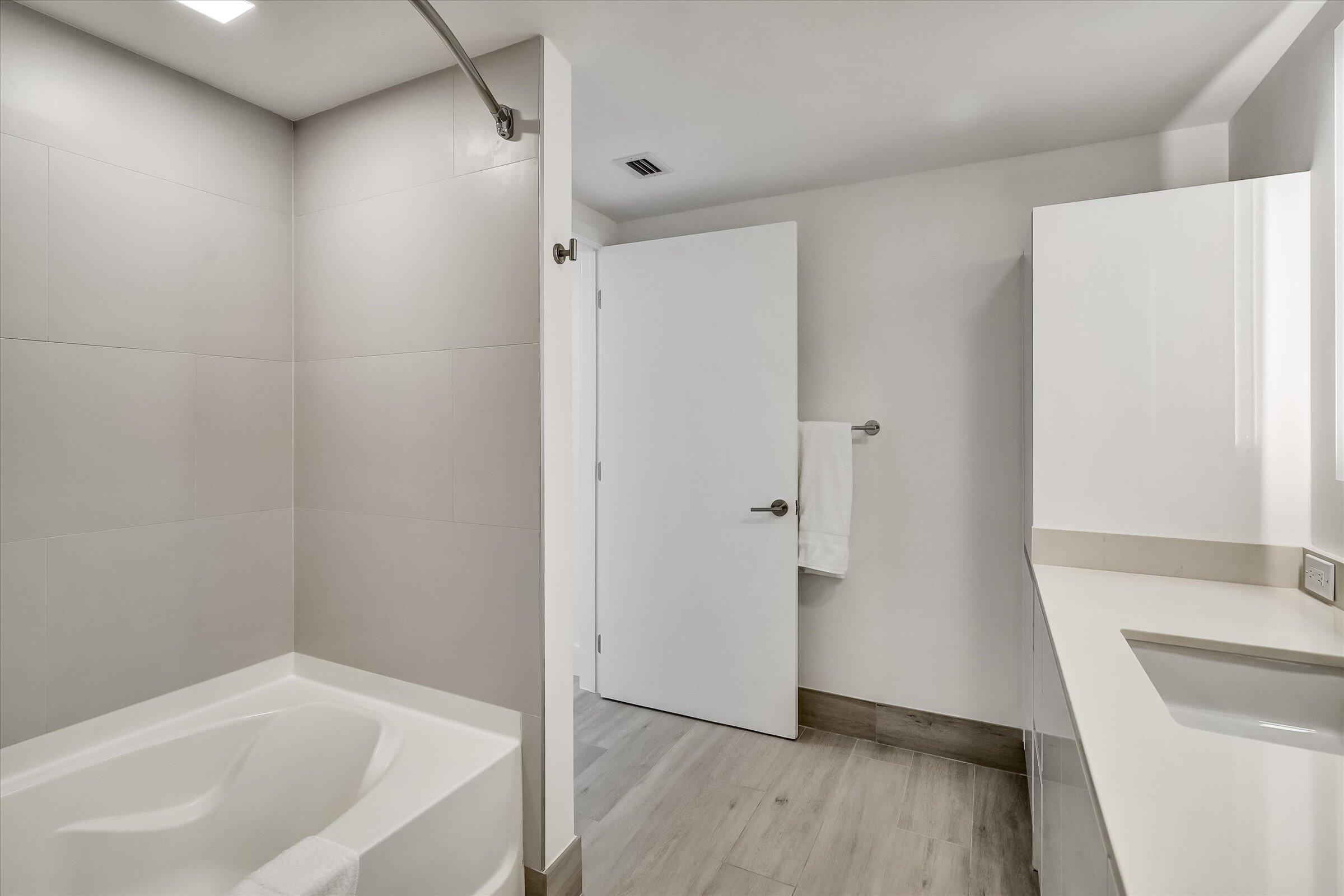 111 SE 1st Avenue 315