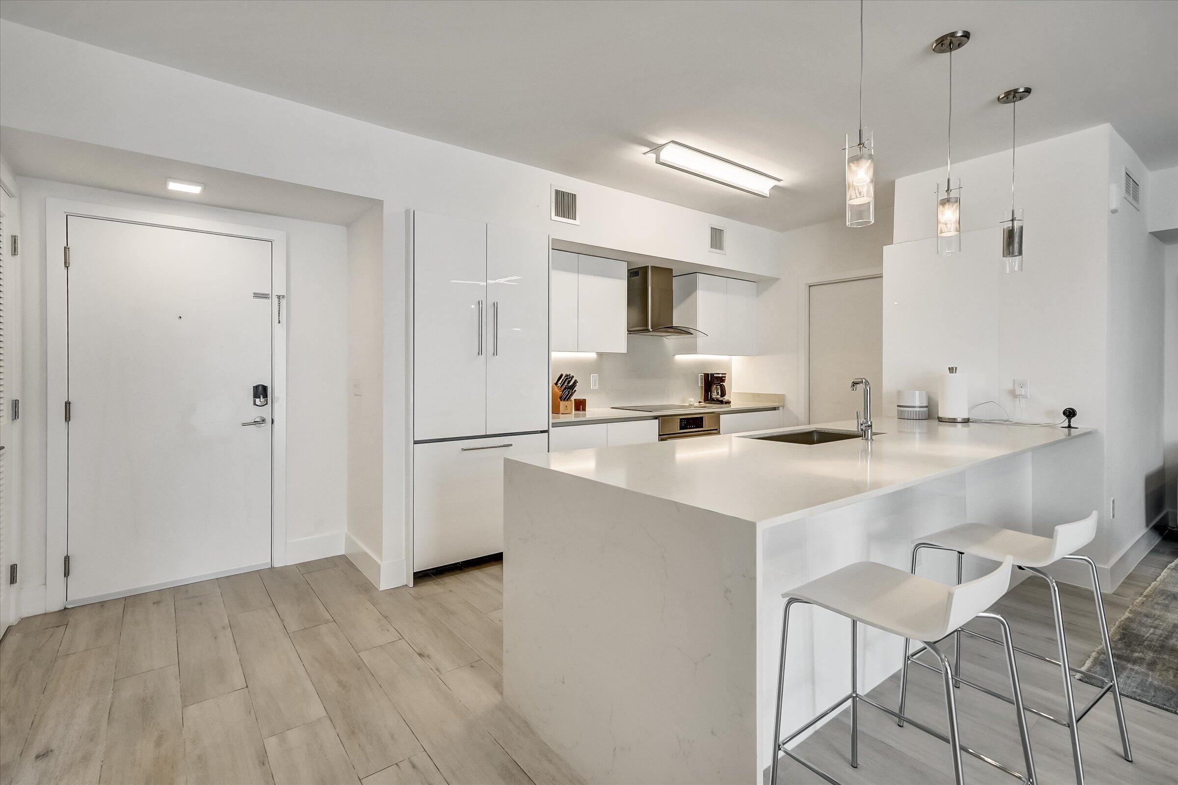 111 SE 1st Avenue 315