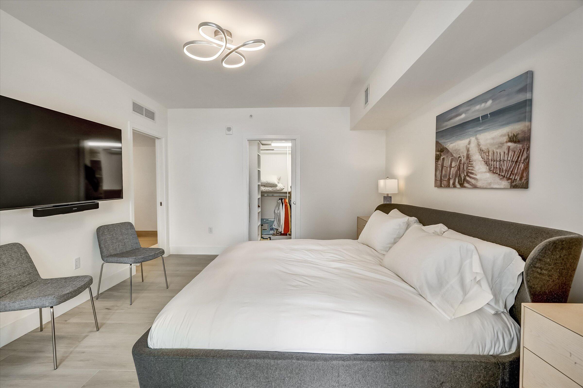 111 SE 1st Avenue 315