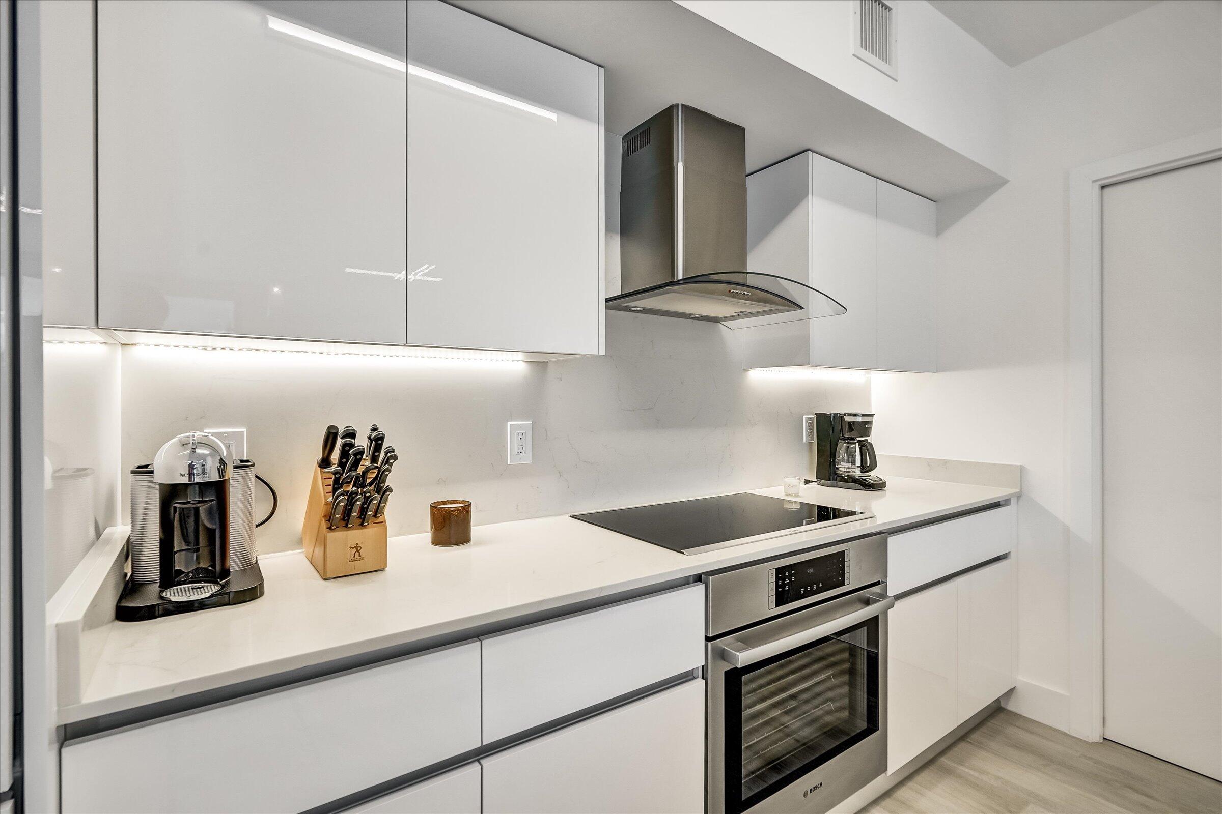 111 SE 1st Avenue 315