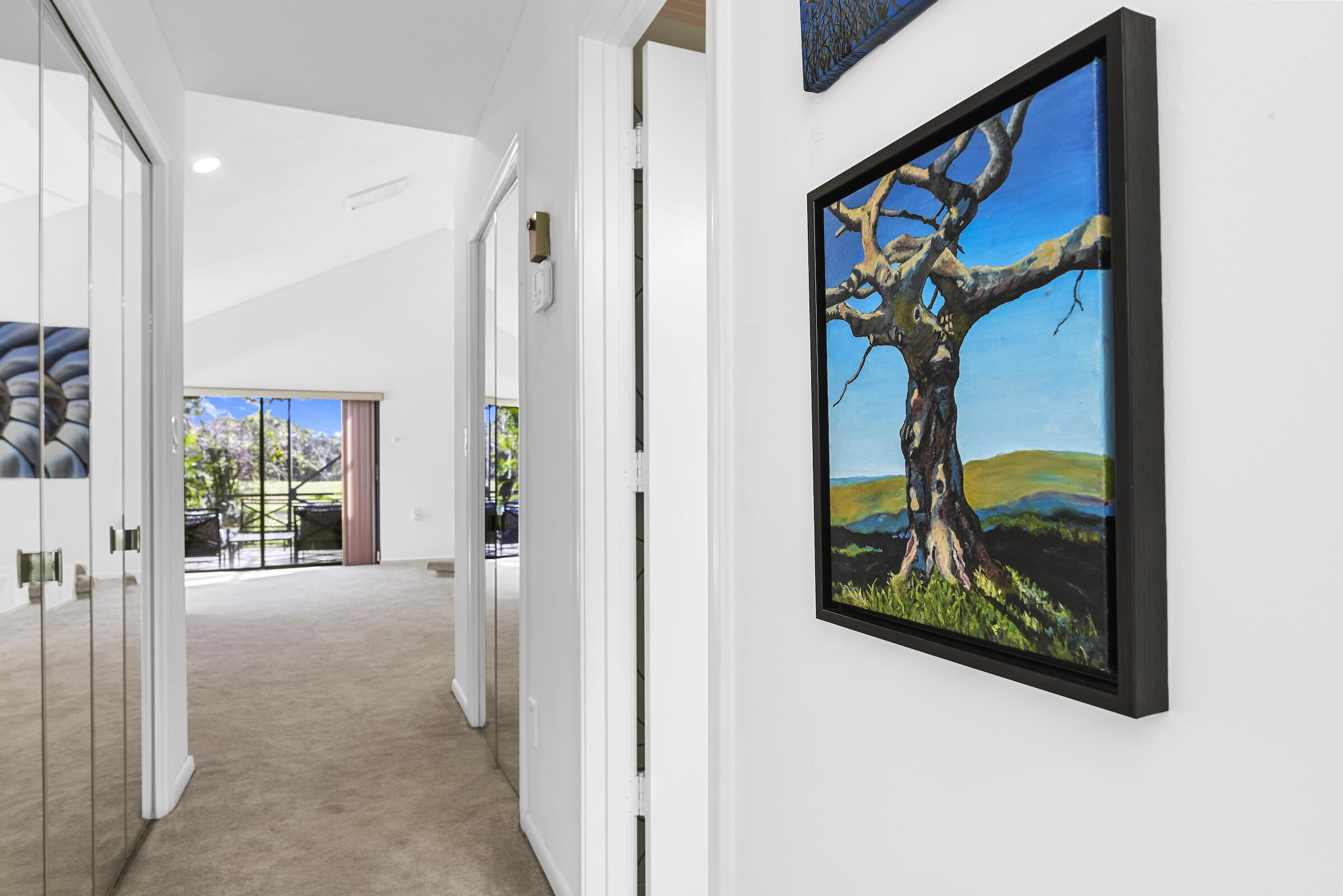 4372 Bocaire Boulevard