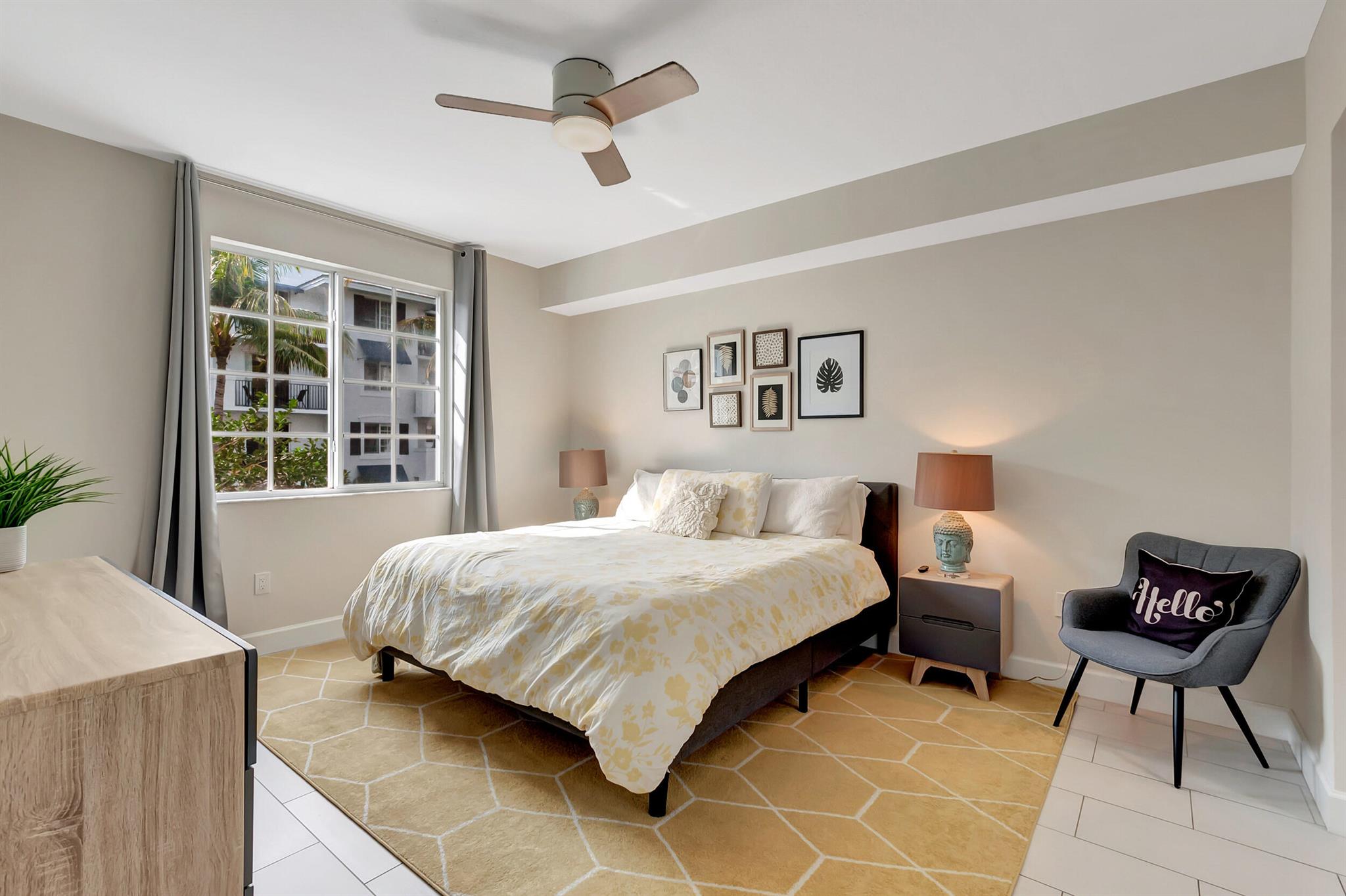 255 NE 3rd Avenue 2304