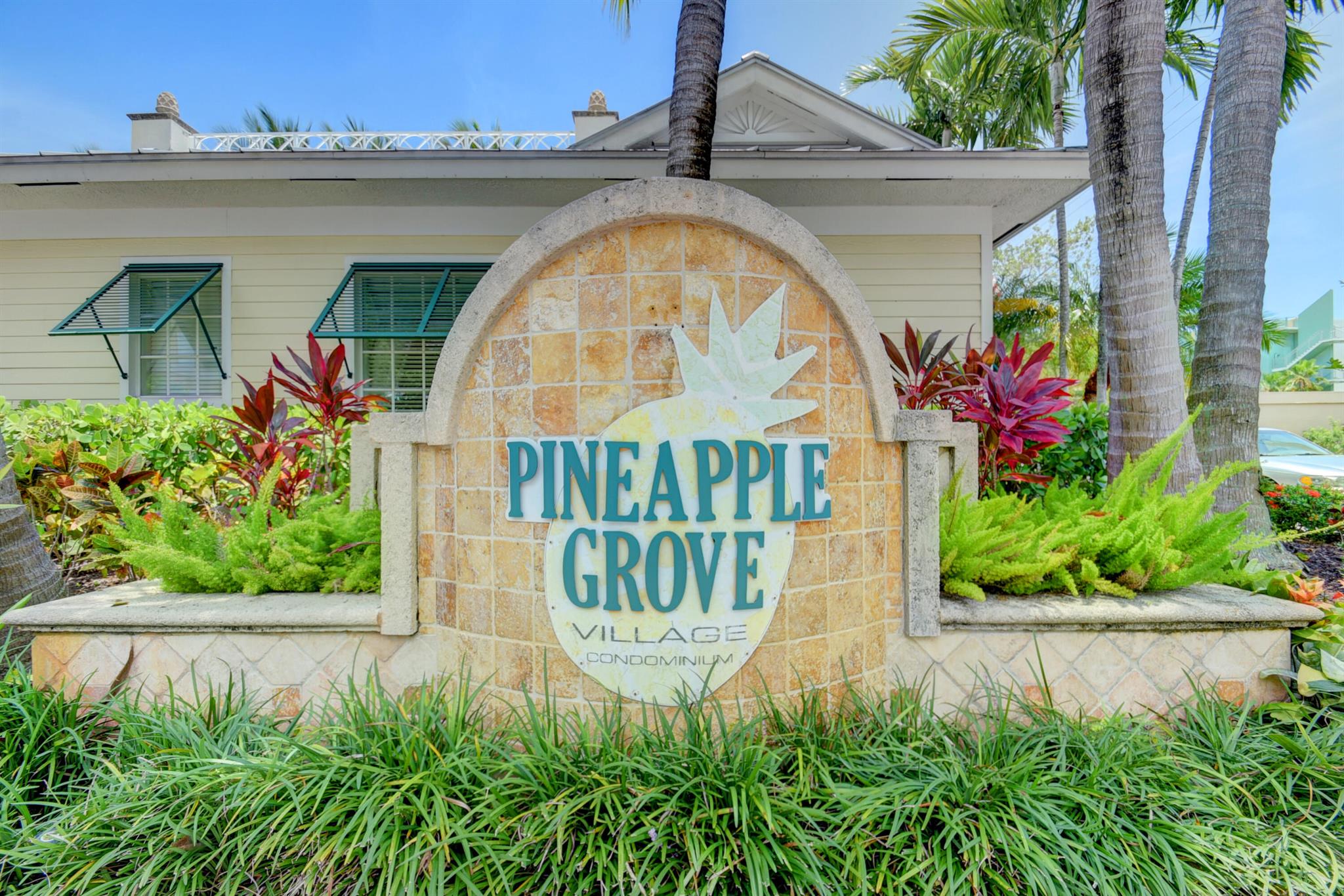 255 NE 3rd Avenue 2304