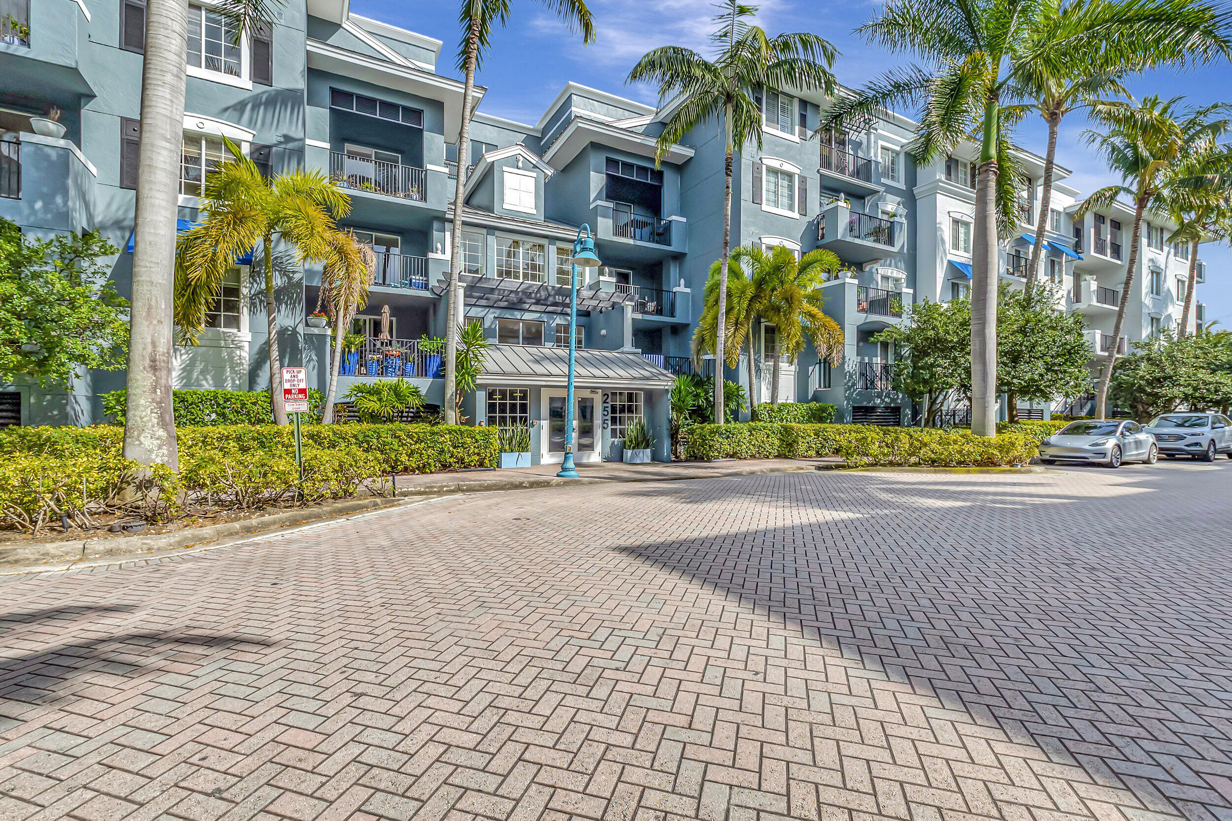 255 NE 3rd Avenue 2304
