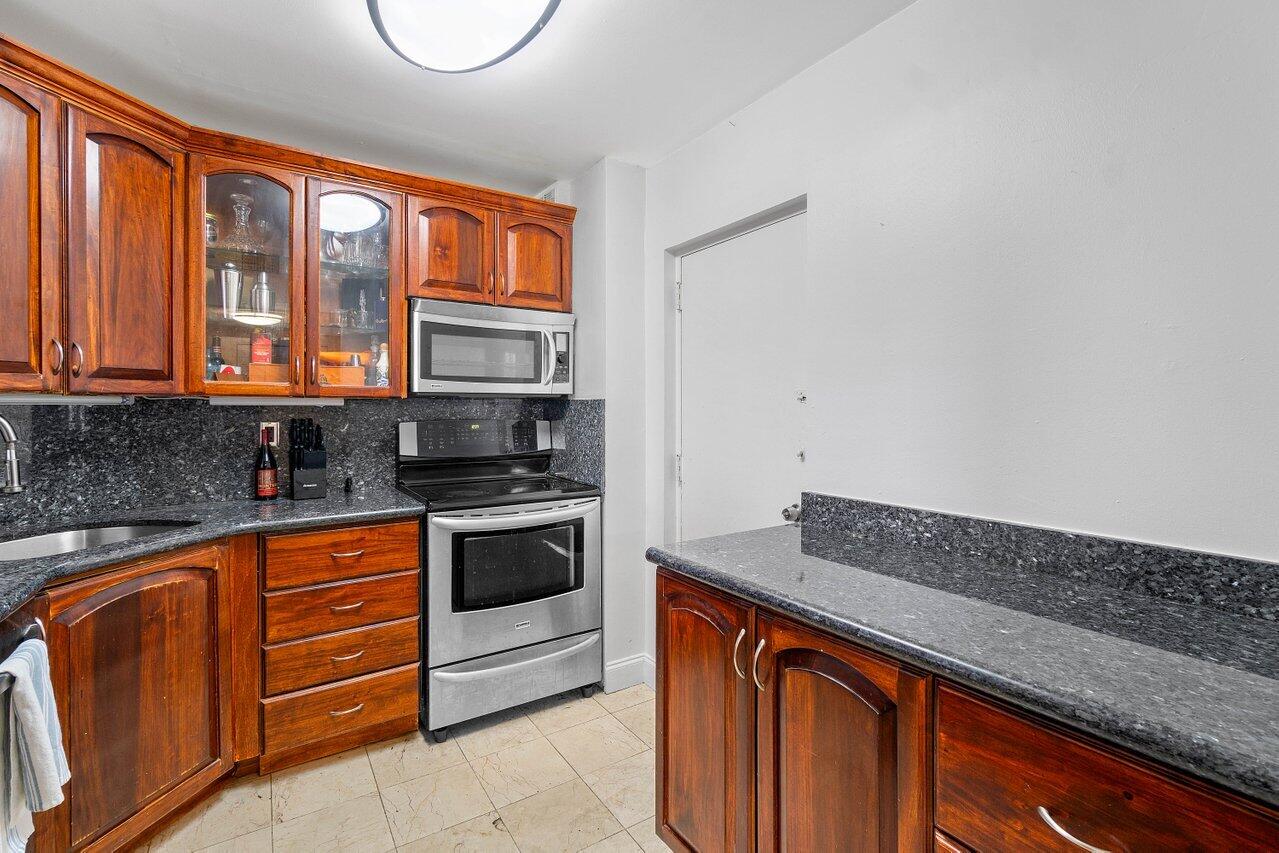 50 SW 3rd Avenue 5100