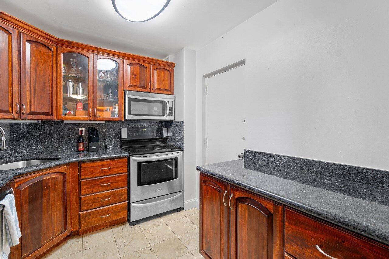 50 SW 3rd Avenue 5100