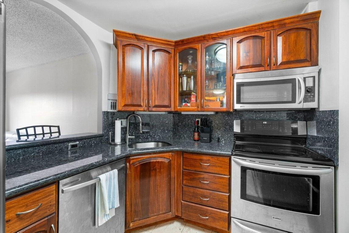 50 SW 3rd Avenue 5100