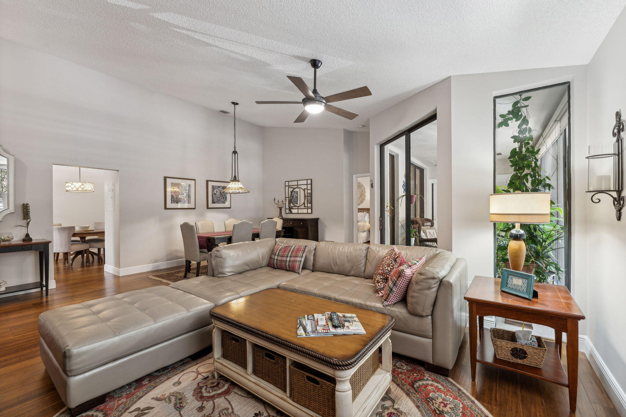 5187 Europa Drive O