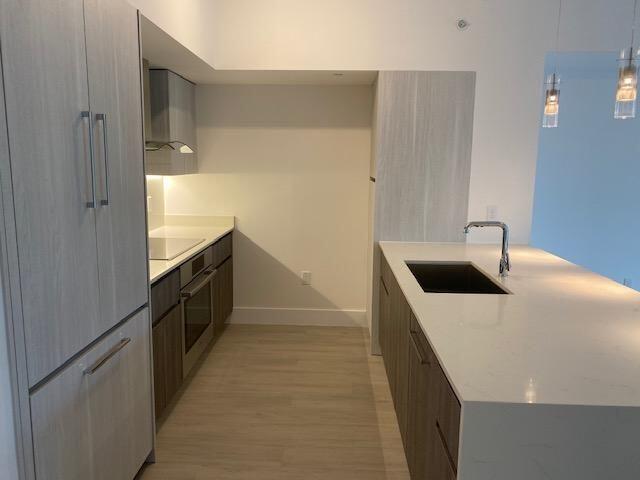 111 SE 1st Avenue 218