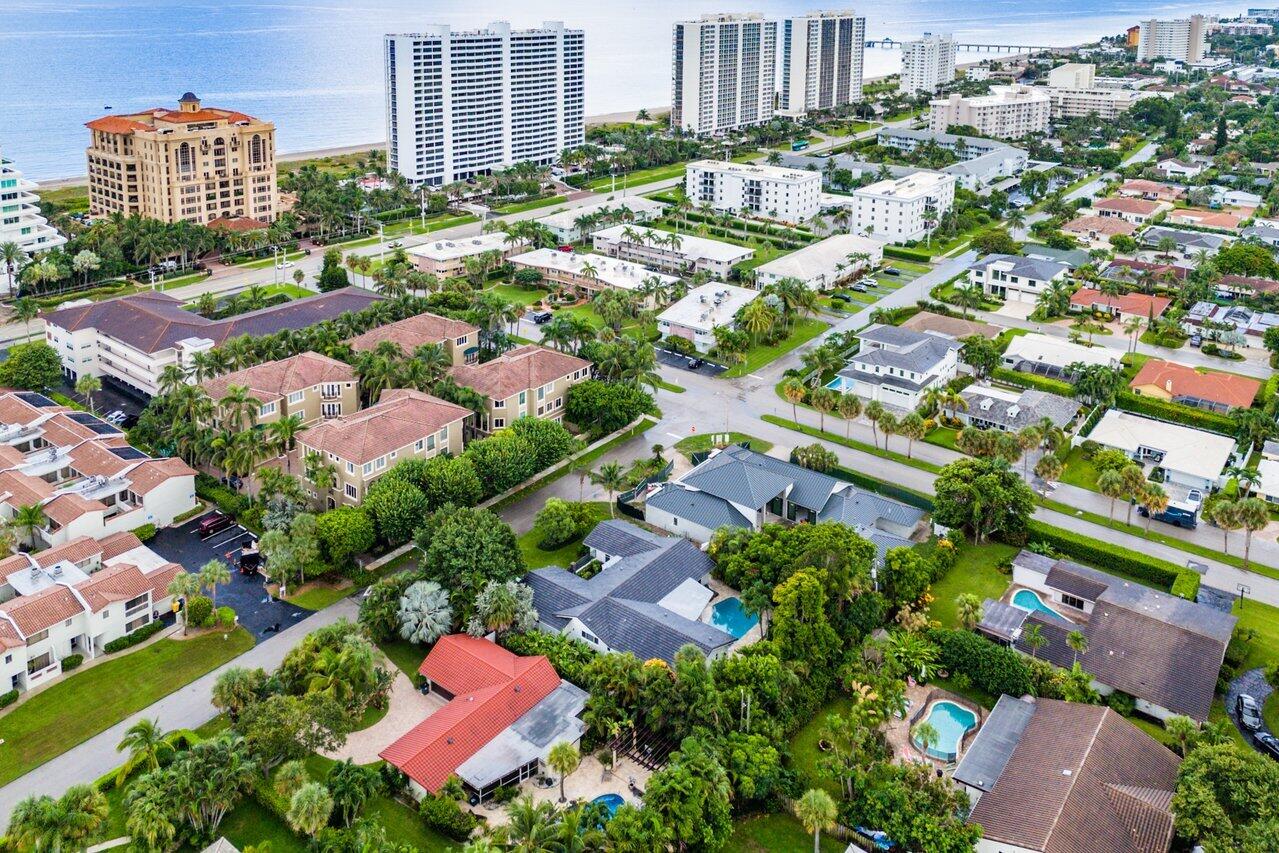 2401 Banyan Road