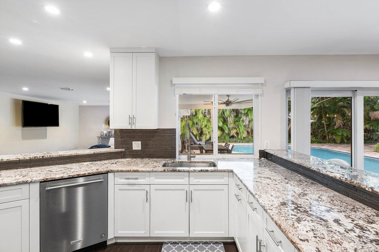 2401 Banyan Road