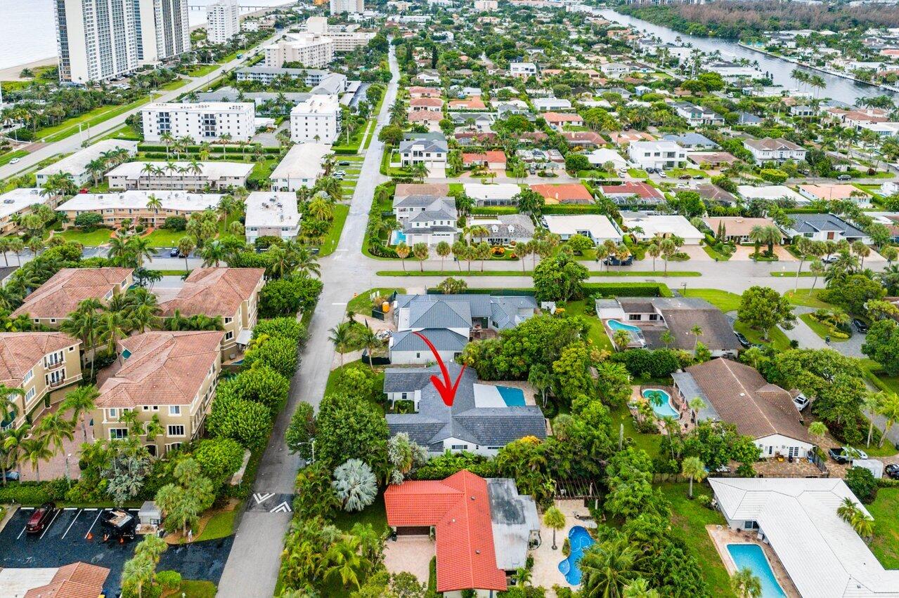 2401 Banyan Road