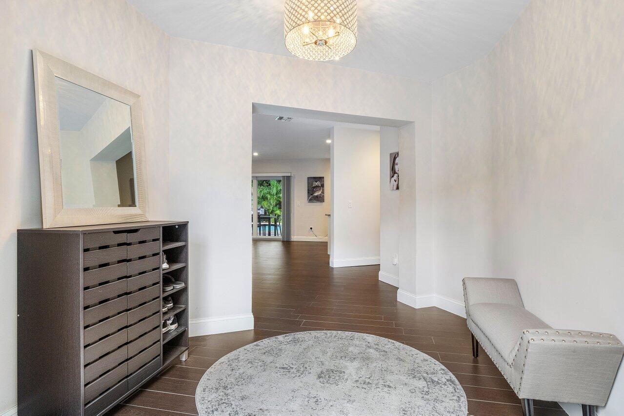2401 Banyan Road