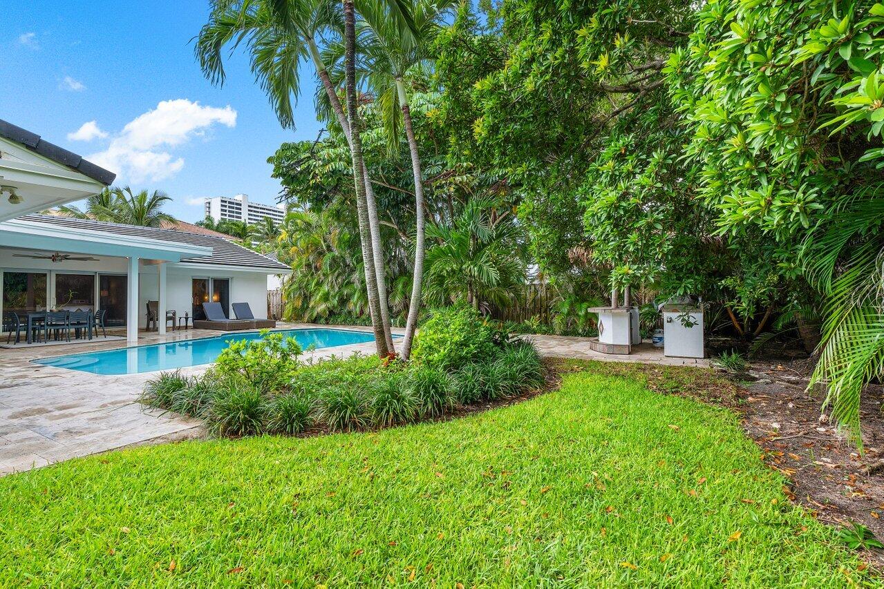 2401 Banyan Road