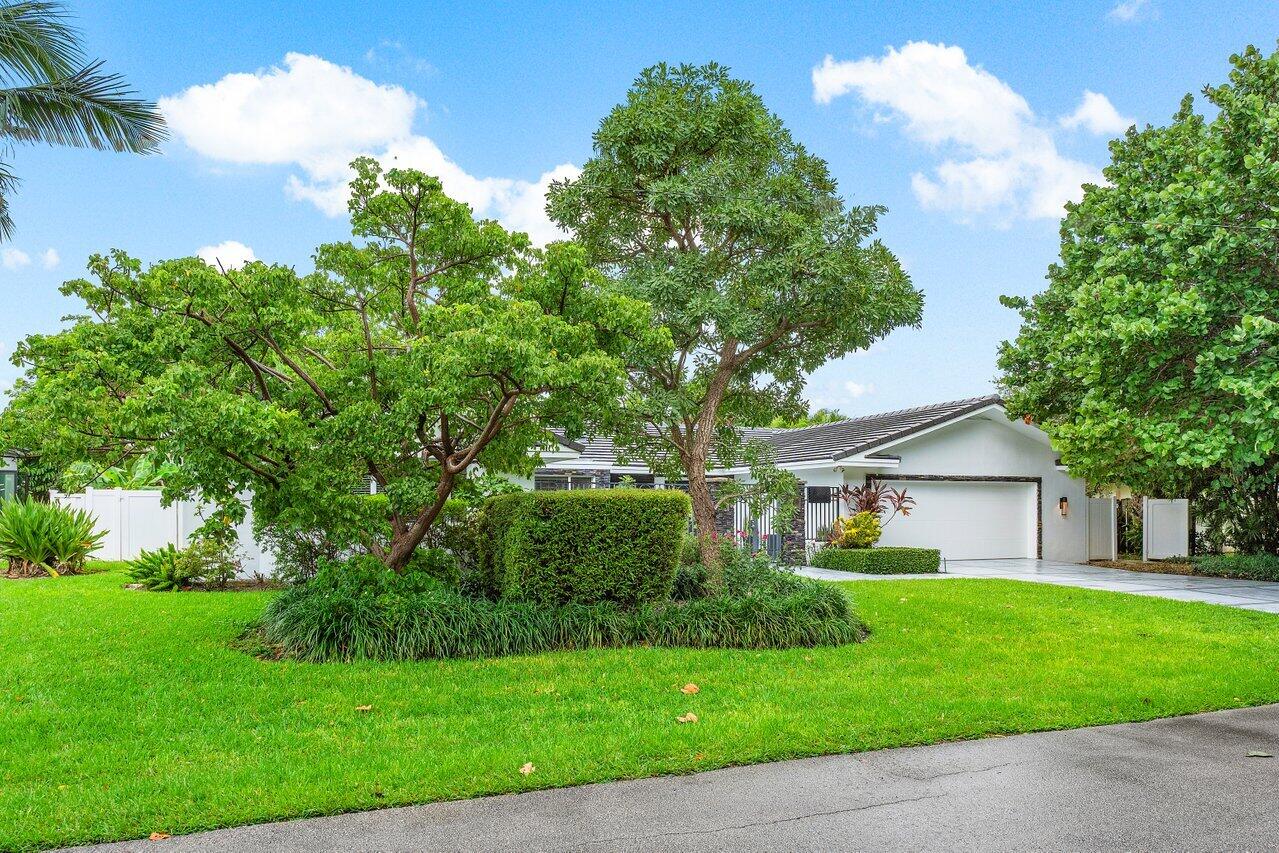 2401 Banyan Road