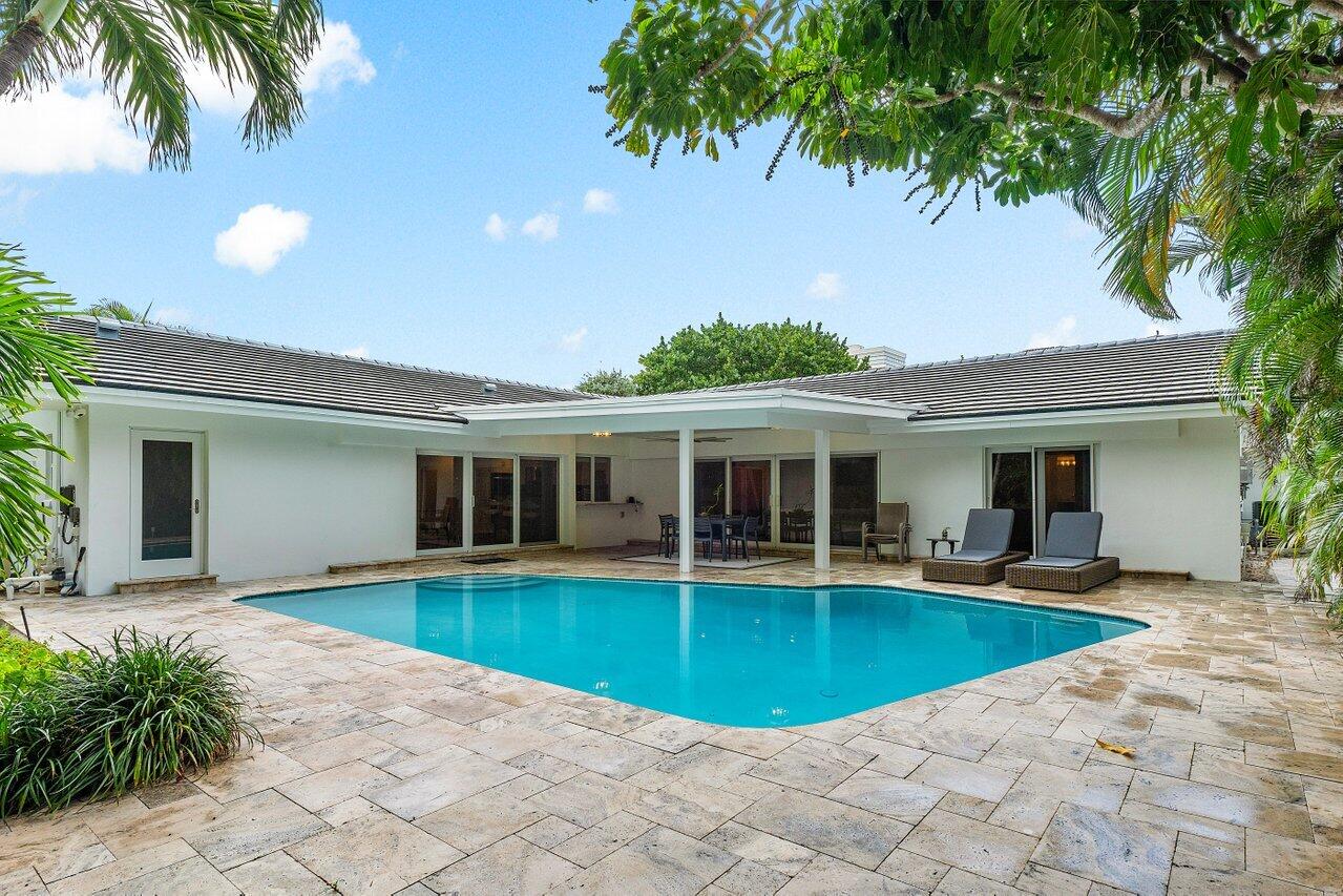 2401 Banyan Road