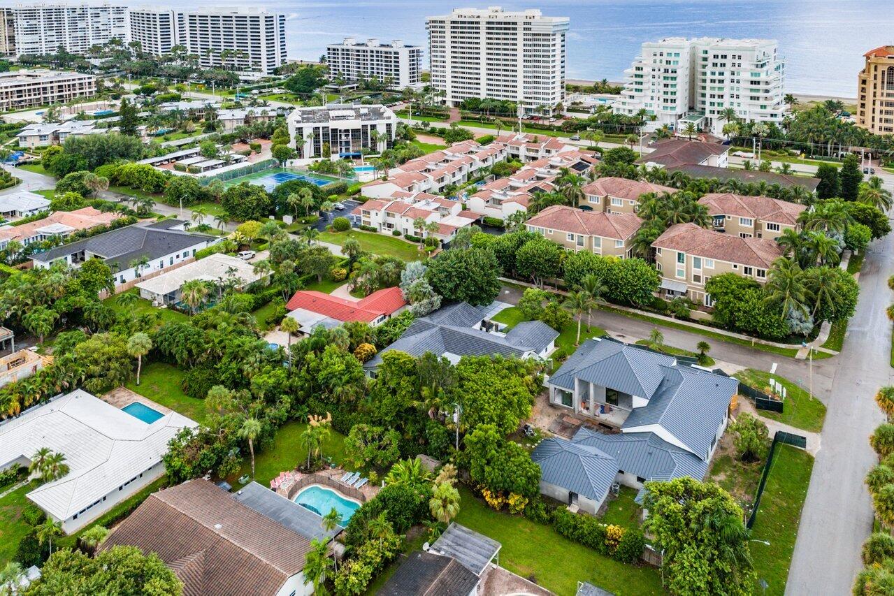 2401 Banyan Road
