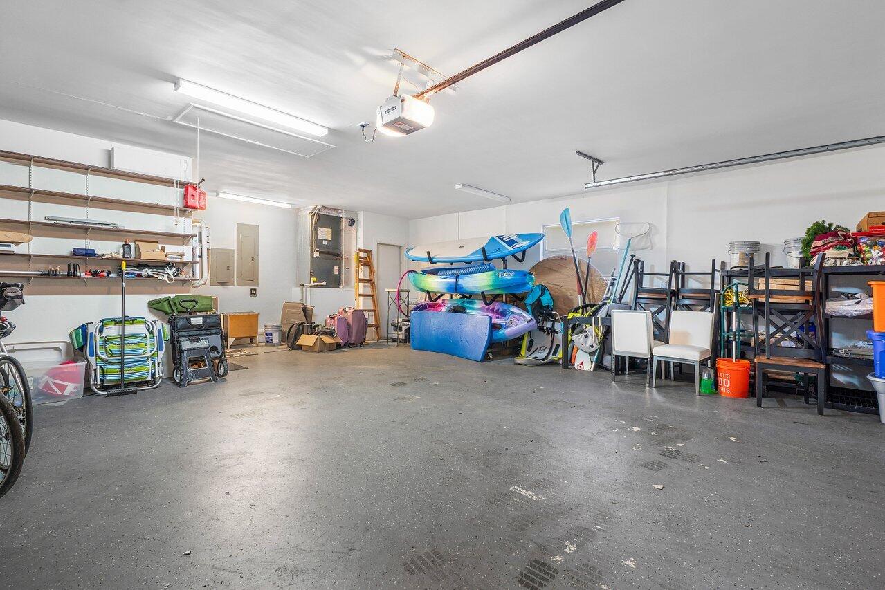 2401 Banyan Road