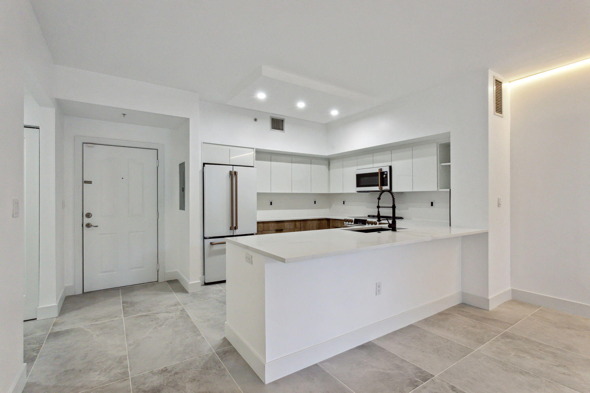 250 NE 3rd Avenue 1416