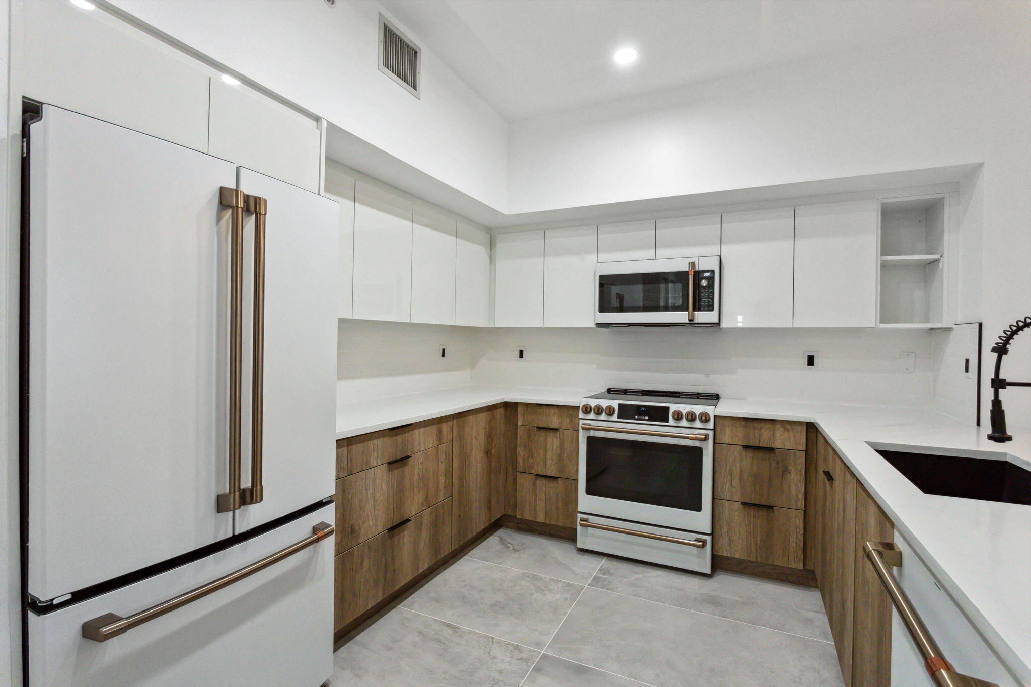 250 NE 3rd Avenue 1416