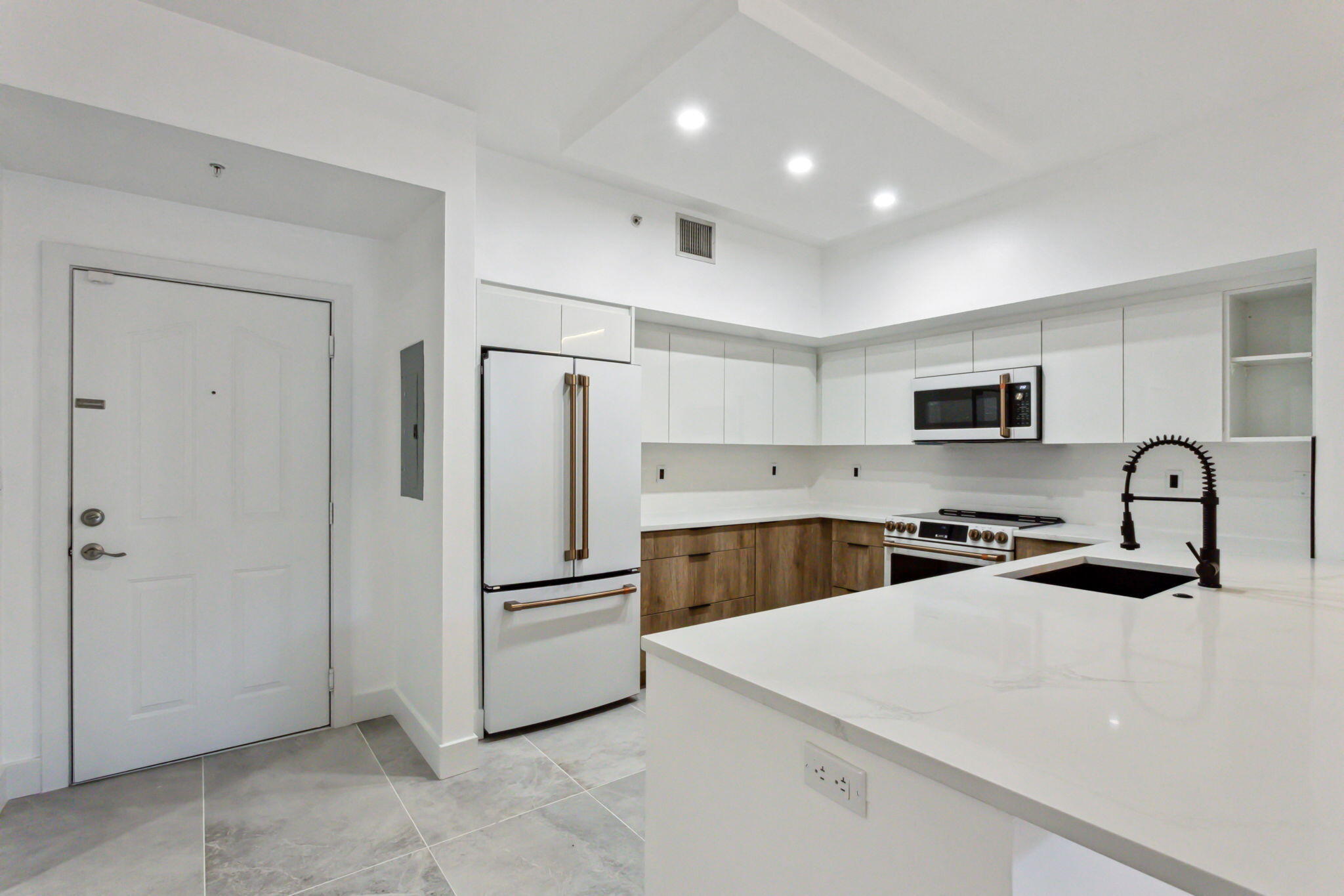 250 NE 3rd Avenue 1416