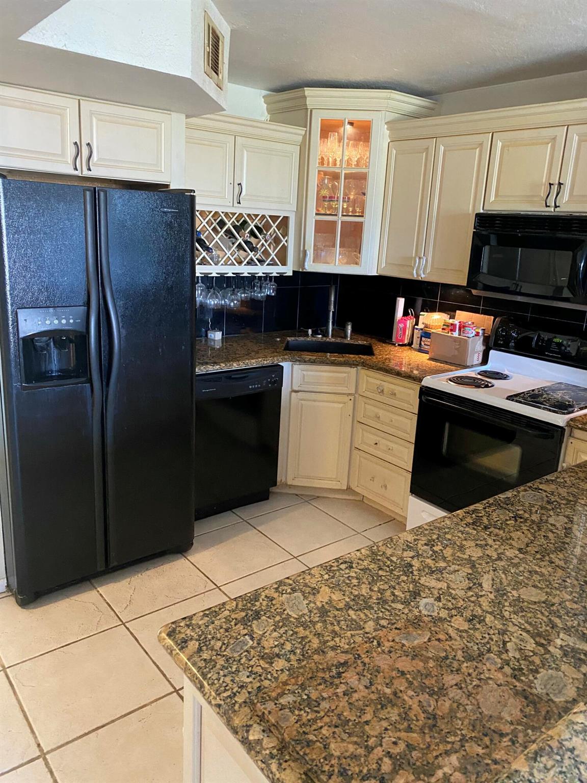 755 Dotterel Road 1304