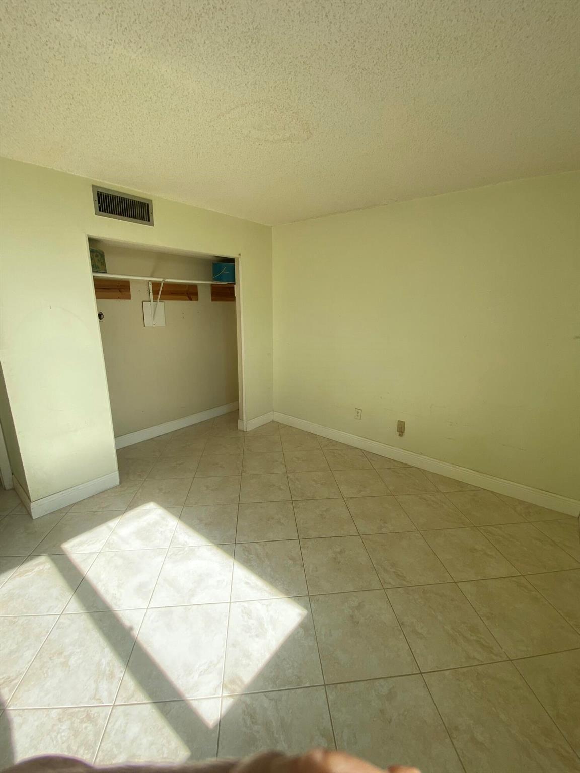 755 Dotterel Road 1304