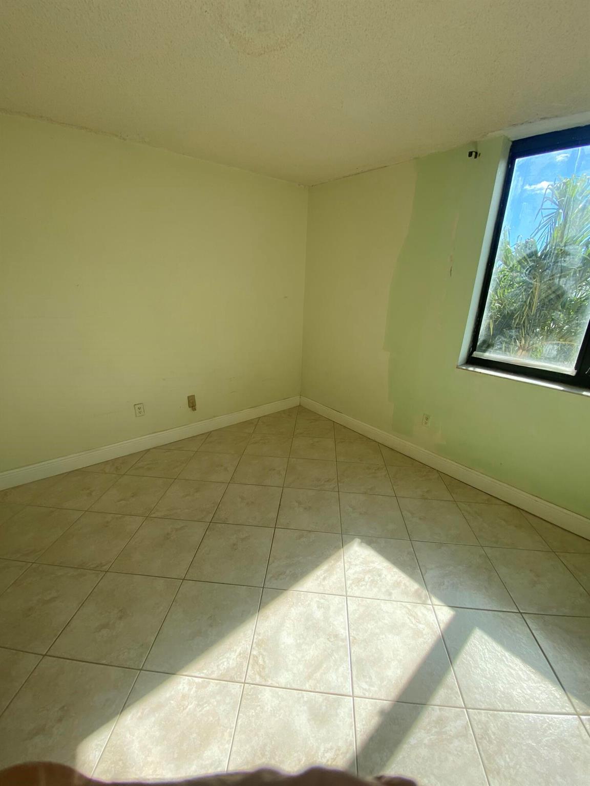 755 Dotterel Road 1304