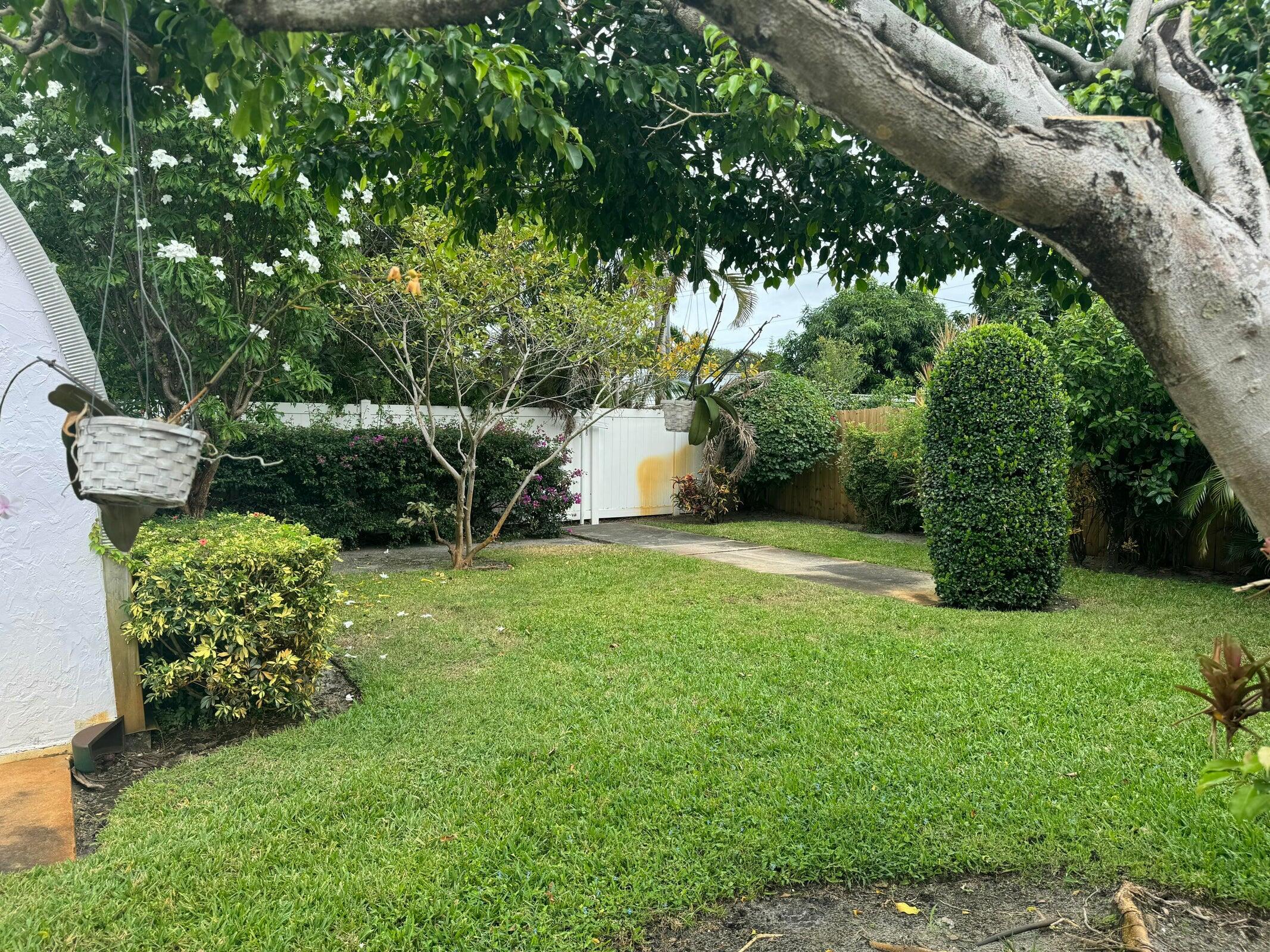 309 SW 3rd Street