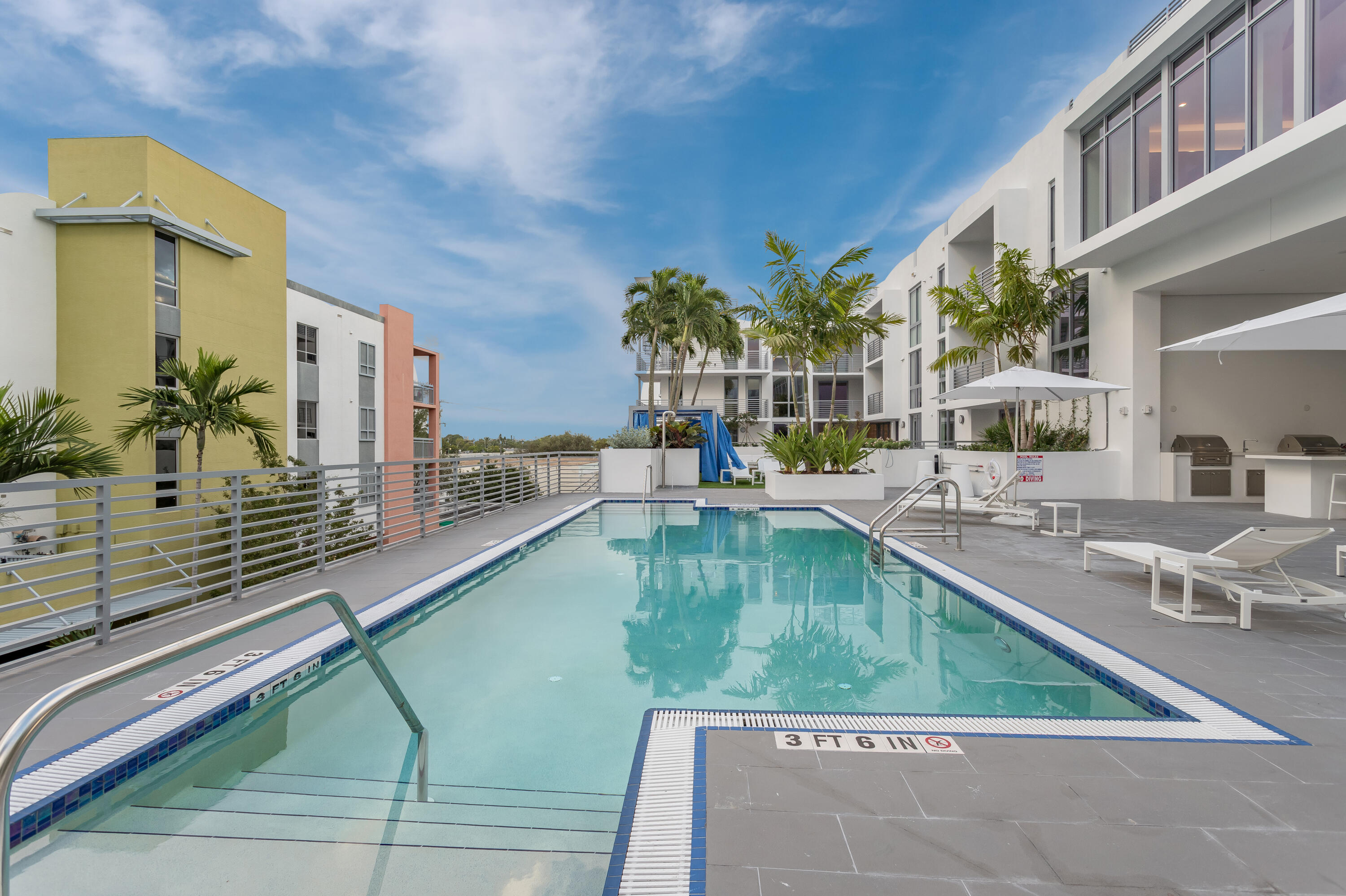 111 SE 1st Avenue 210