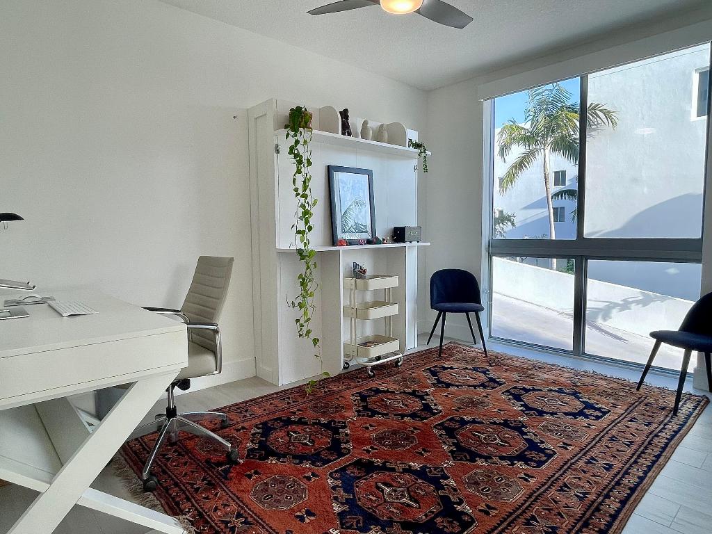 111 SE 1st Avenue 210