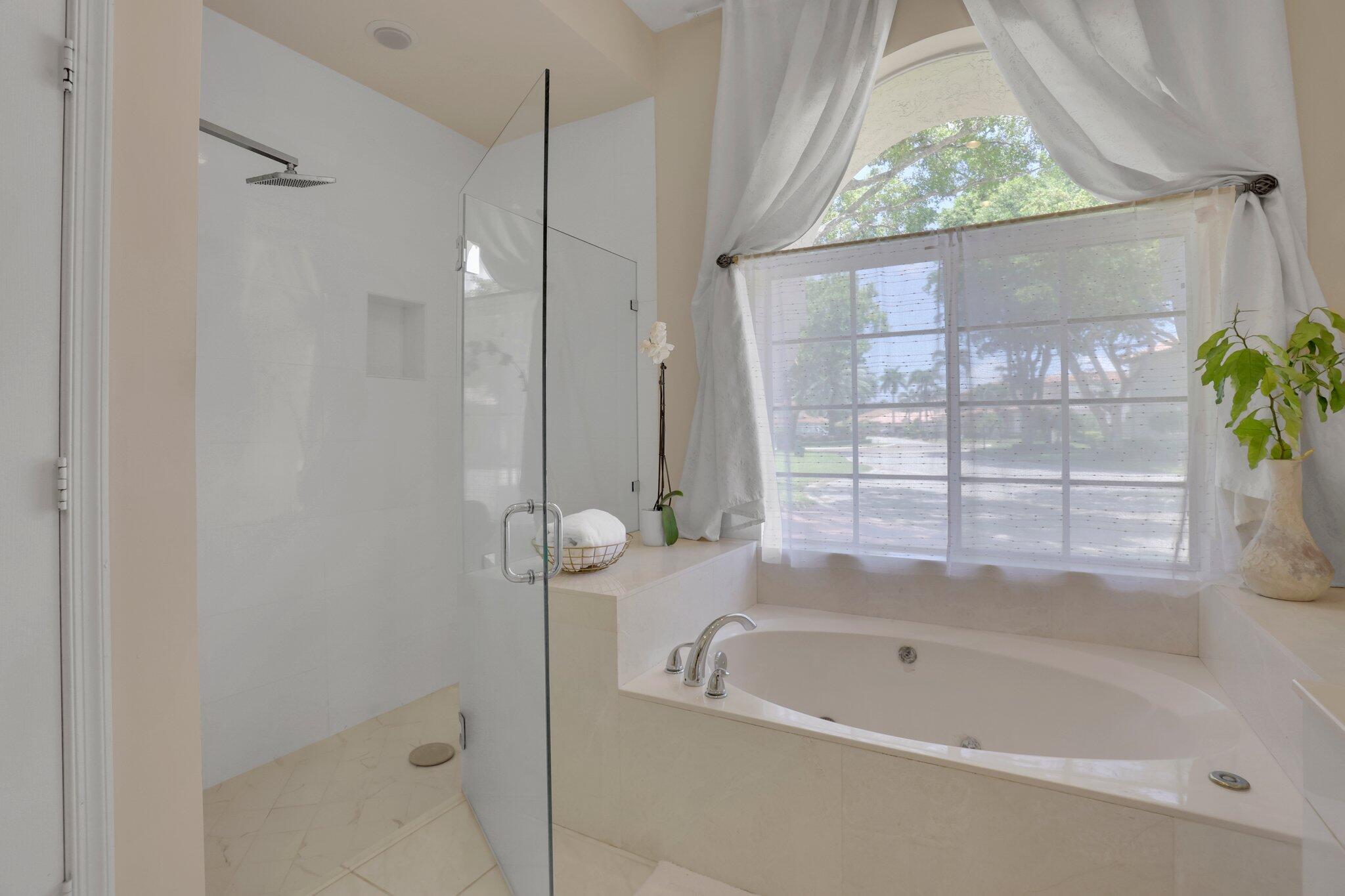 2543 NW 53rd Street
