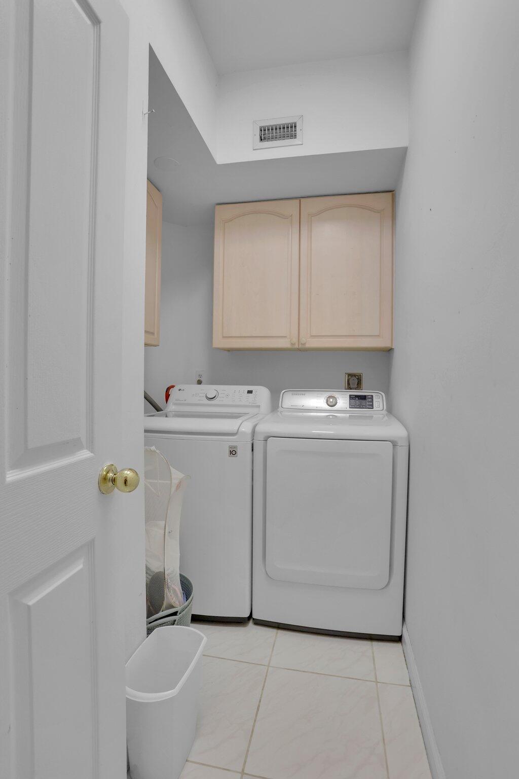 2543 NW 53rd Street